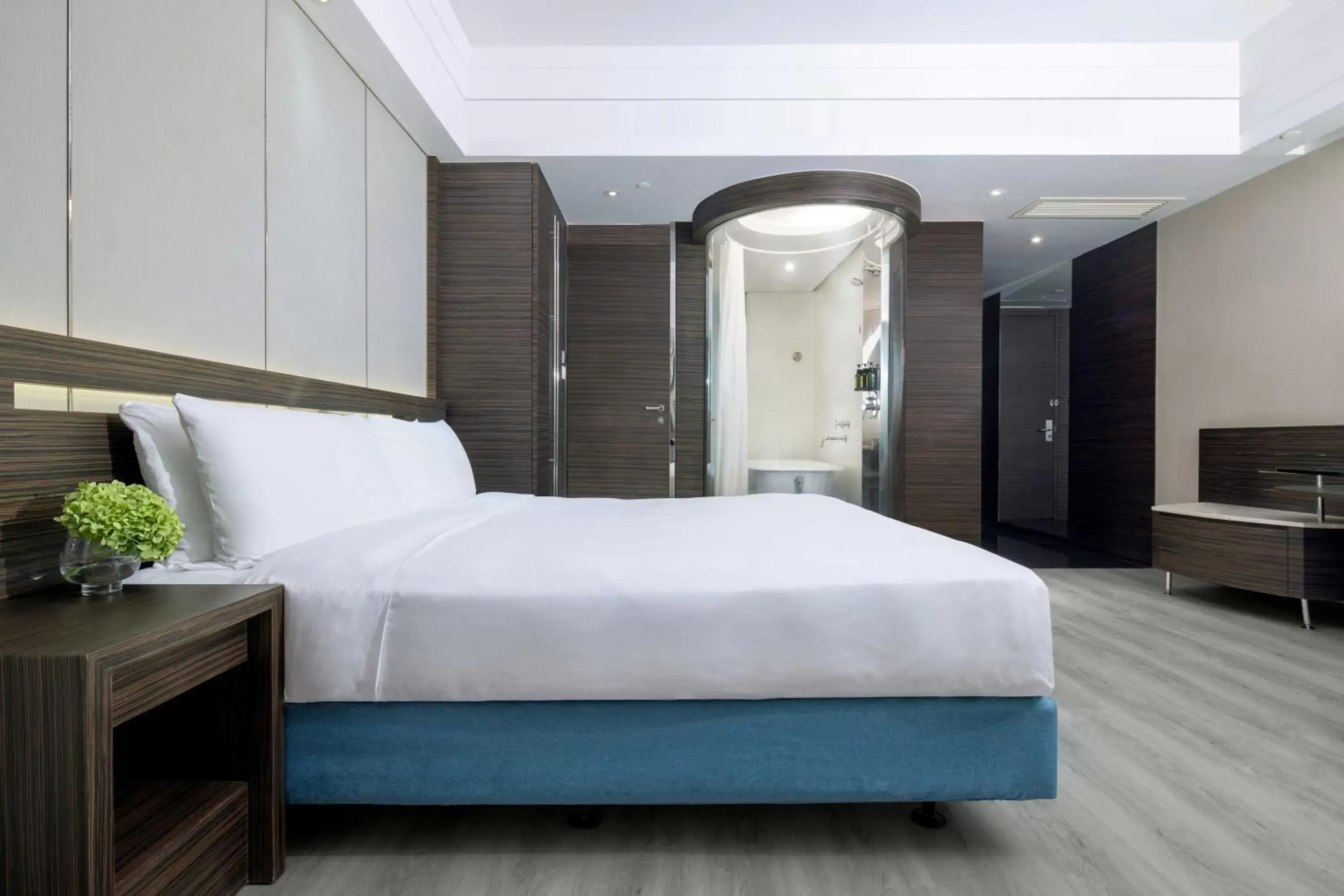 Bed in Nina Hotel Tsuen Wan West