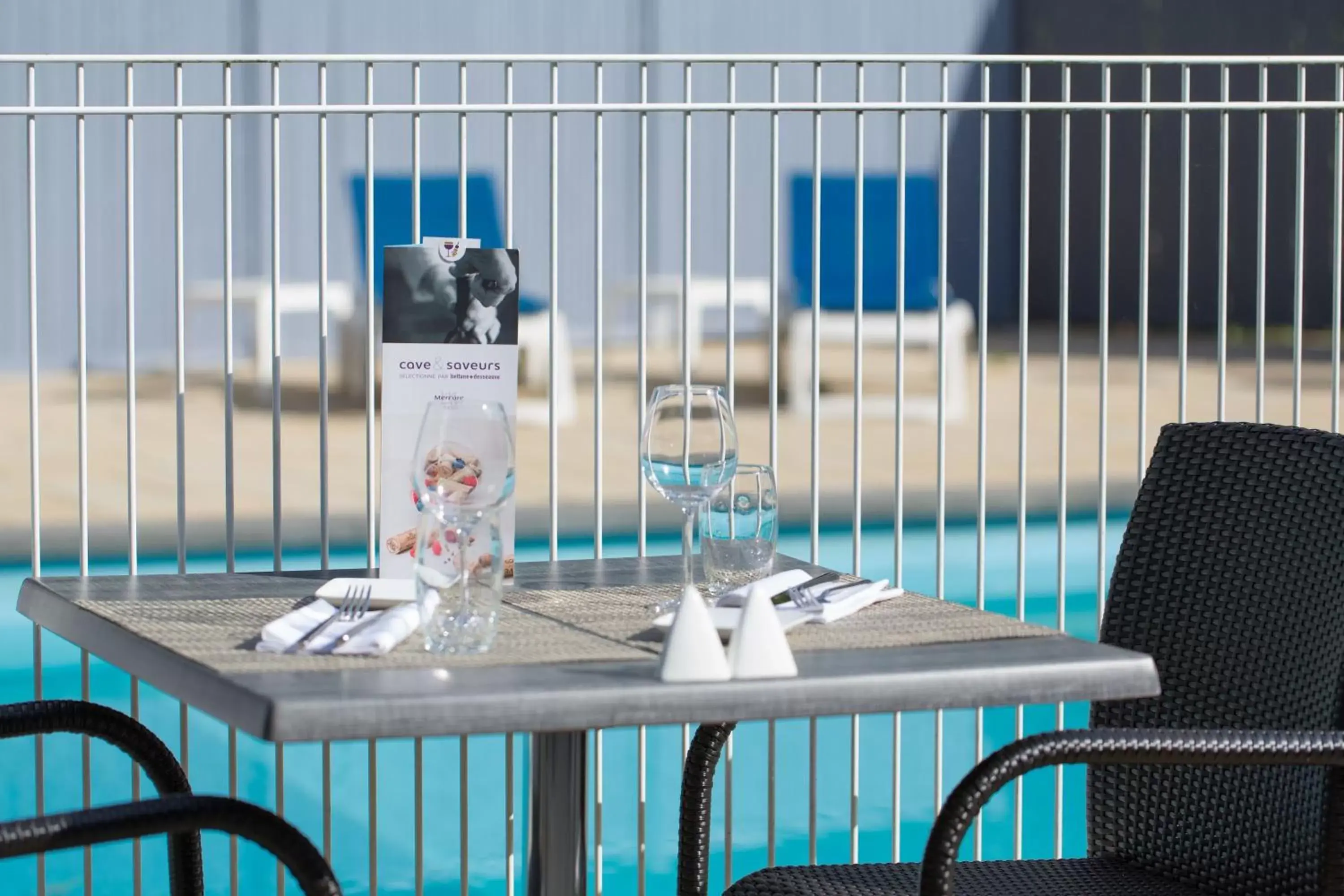 Swimming pool in Mercure Strasbourg Aéroport Swimming pool in Mercure Strasbourg Aéroport