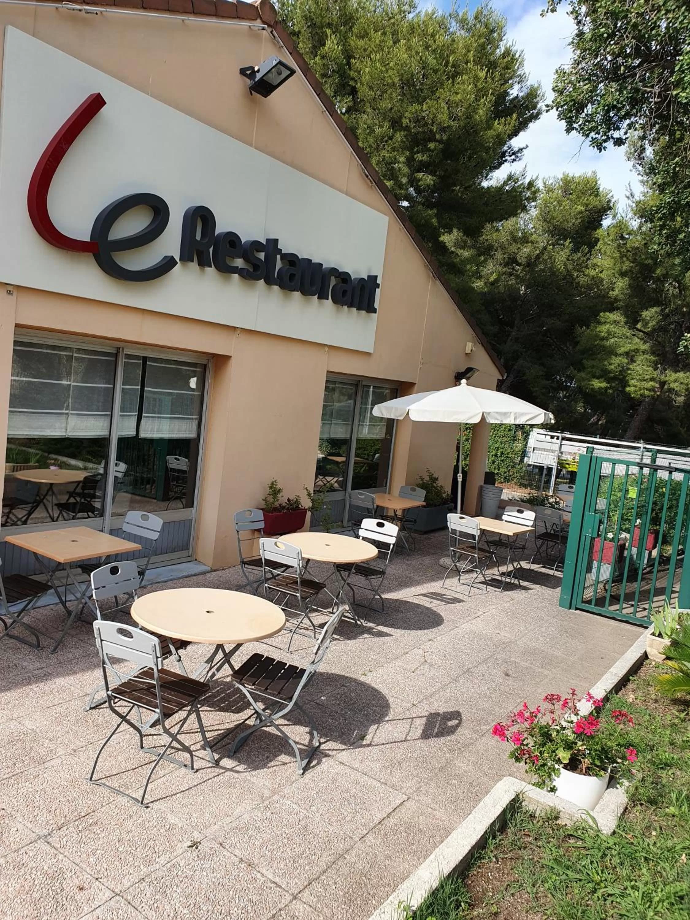 Balcony/Terrace in Kyriad Direct Marseille Ouest - Martigues