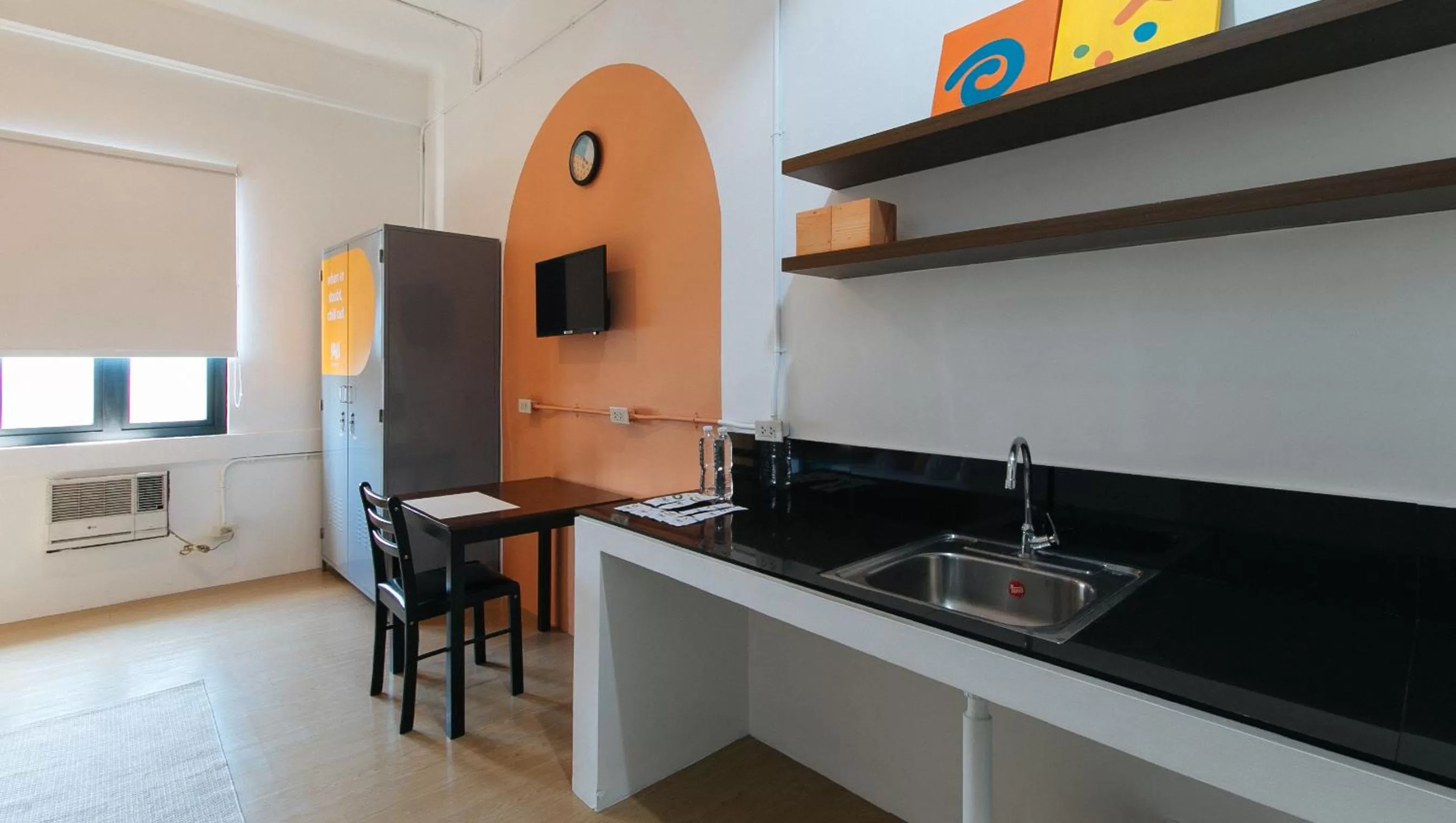 TV and multimedia in Sans Hotel Laperal Manila