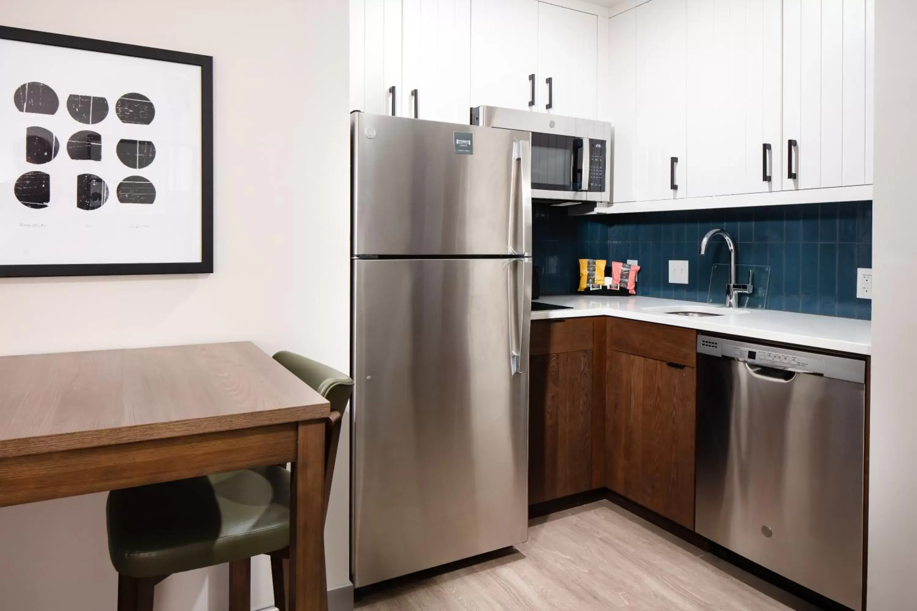 kitchen, Kitchen/Kitchenette in Staybridge Suites - Iowa City - Coralville, an IHG Hotel