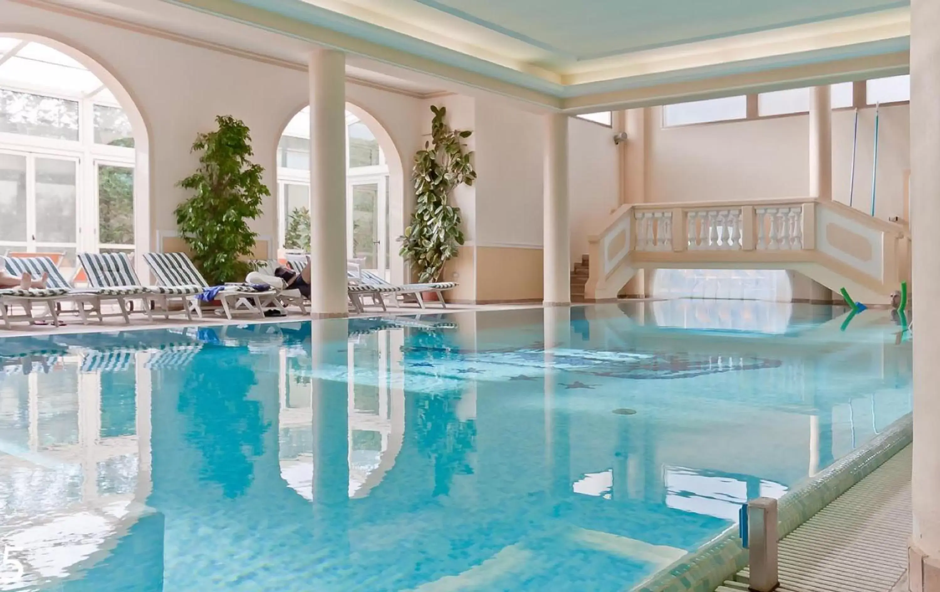 Swimming Pool in Hotel Terme Roma