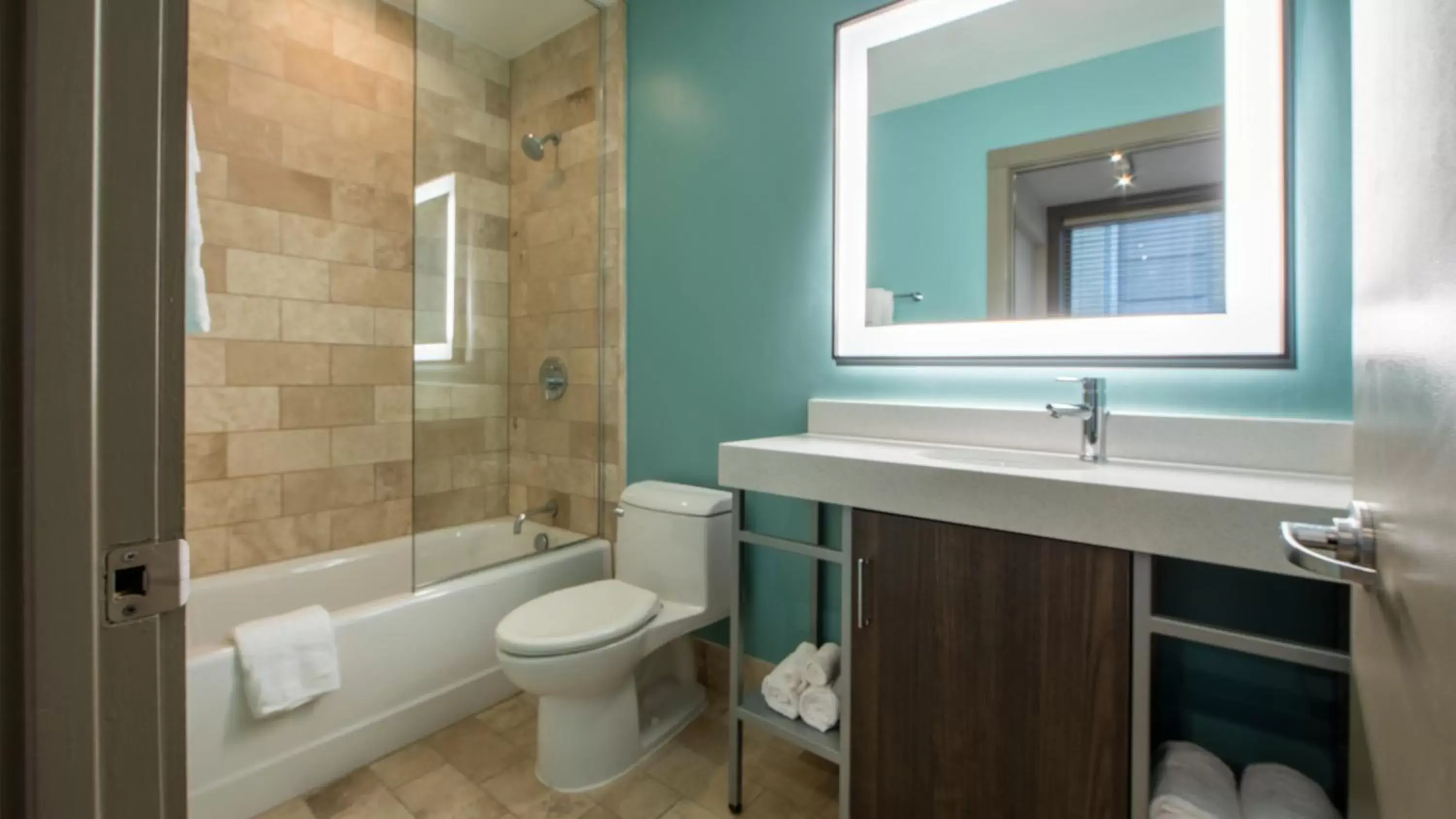 One Bedroom Queen Villa with Sofa Bed in Holiday Inn Club Vacations New Orleans Resort One Bedroom Queen Villa with Sofa Bed in Holiday Inn Club Vacations New Orleans Resort