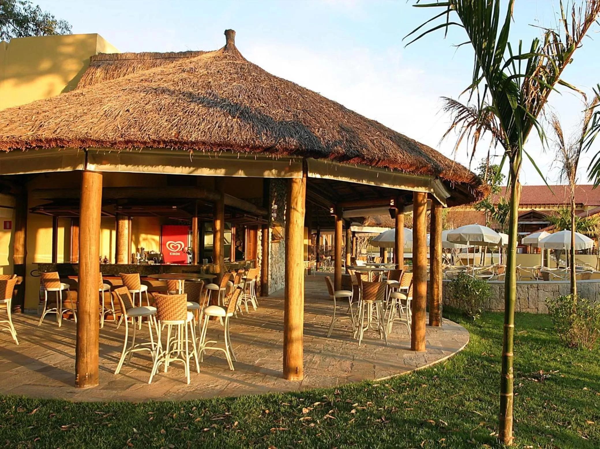 Restaurant/places to eat in Royal Palm Plaza Resort