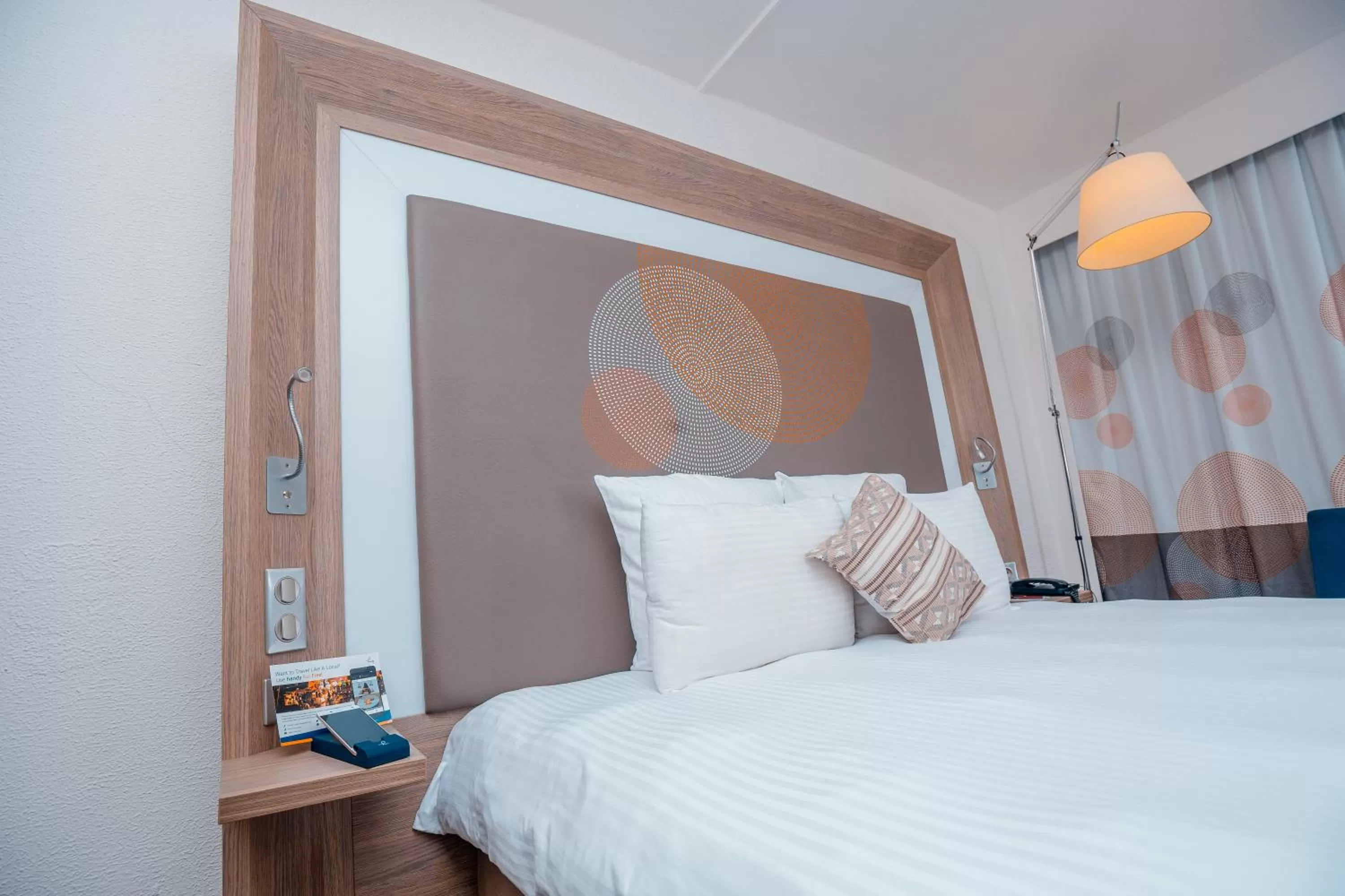 Bed in Accra City Hotel