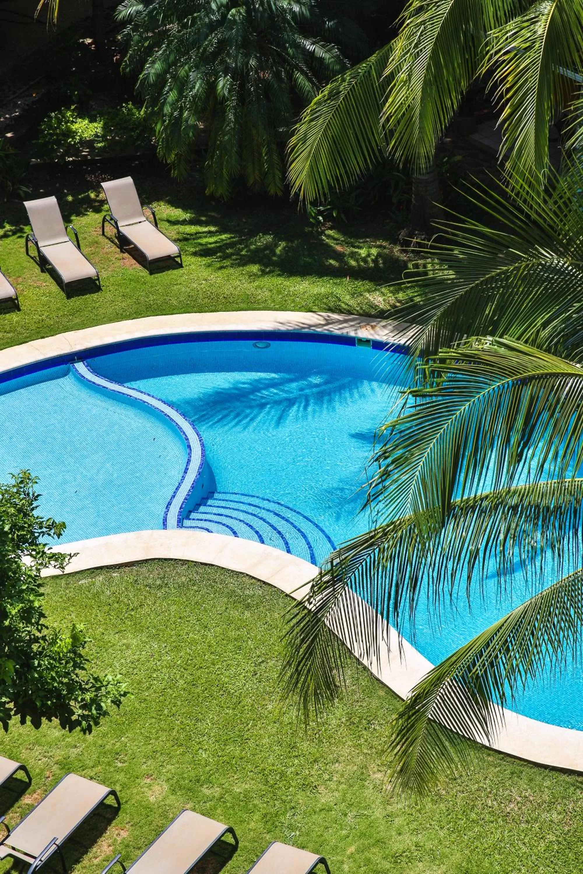 Garden, Pool View in Villas Macondo