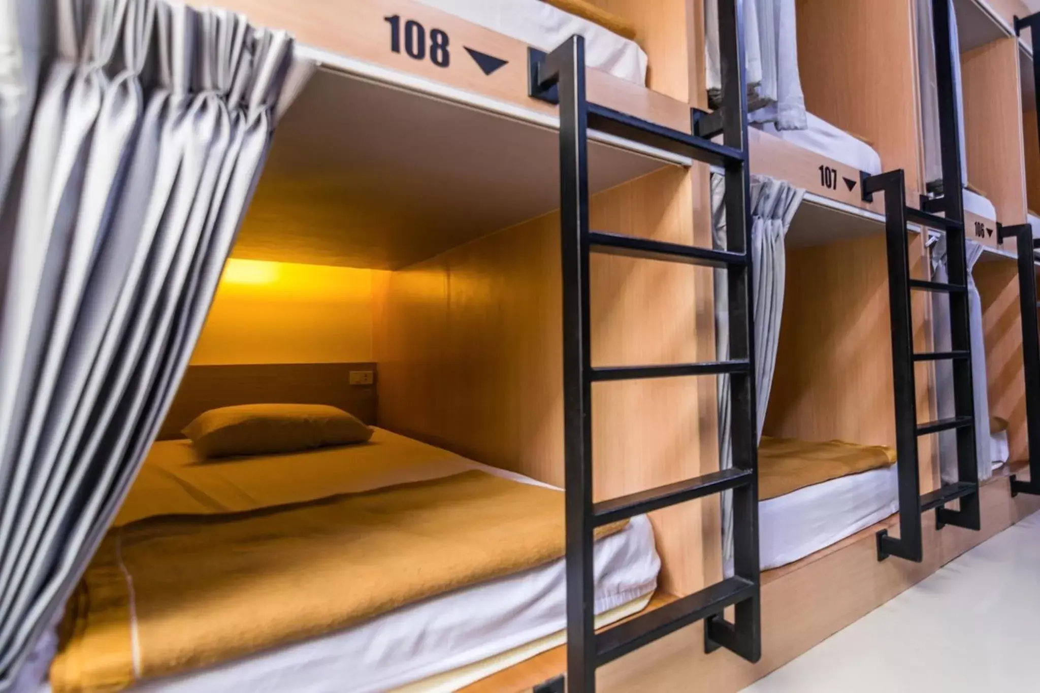 Bunk Bed in 18 Coins Cafe & Hostel