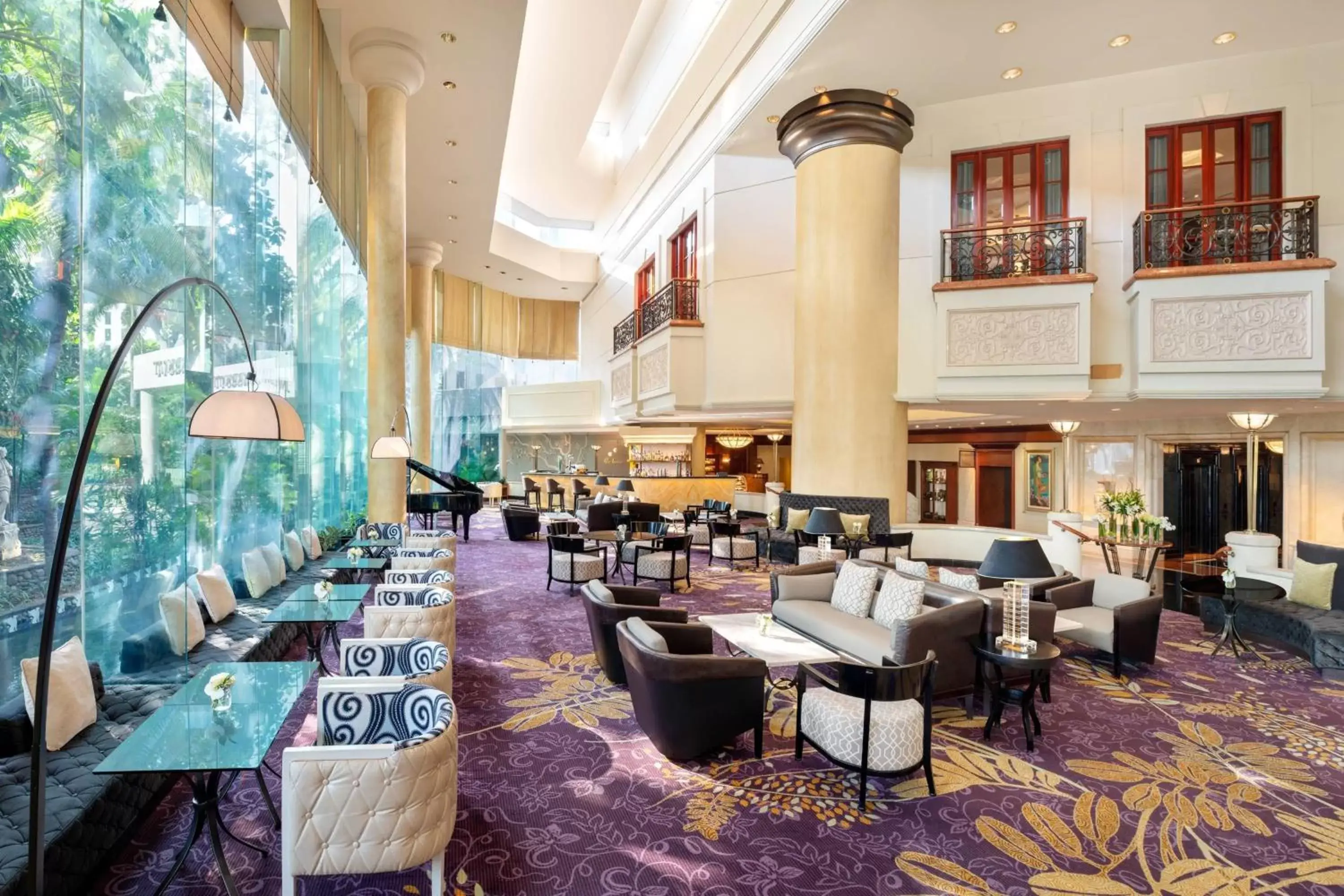 Lobby or reception, Restaurant/Places to Eat in JW Marriott Hotel Surabaya