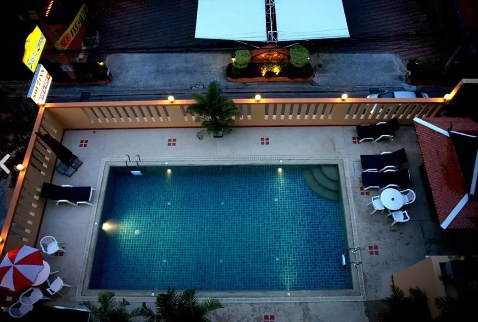 Swimming pool, Pool View in soi2inn