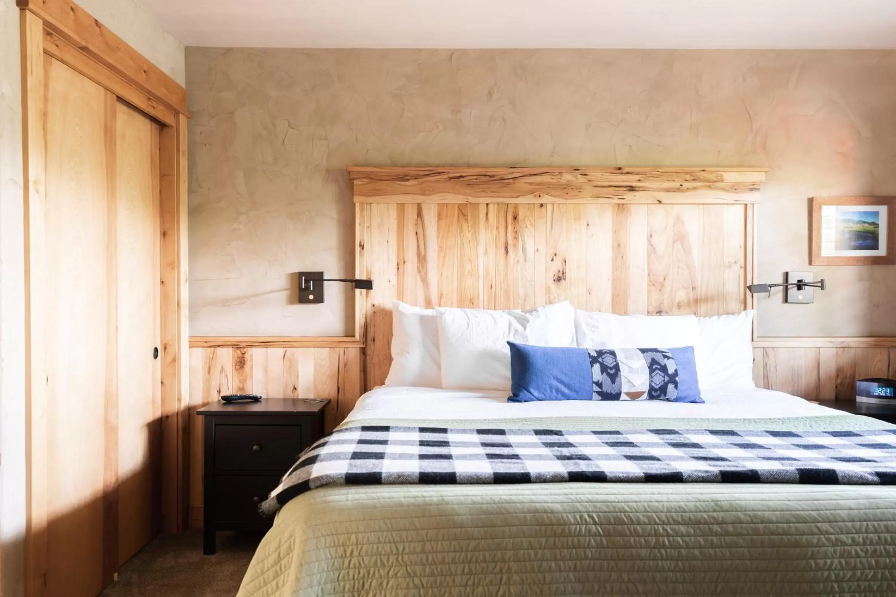 Bedroom in Wall Street Suites