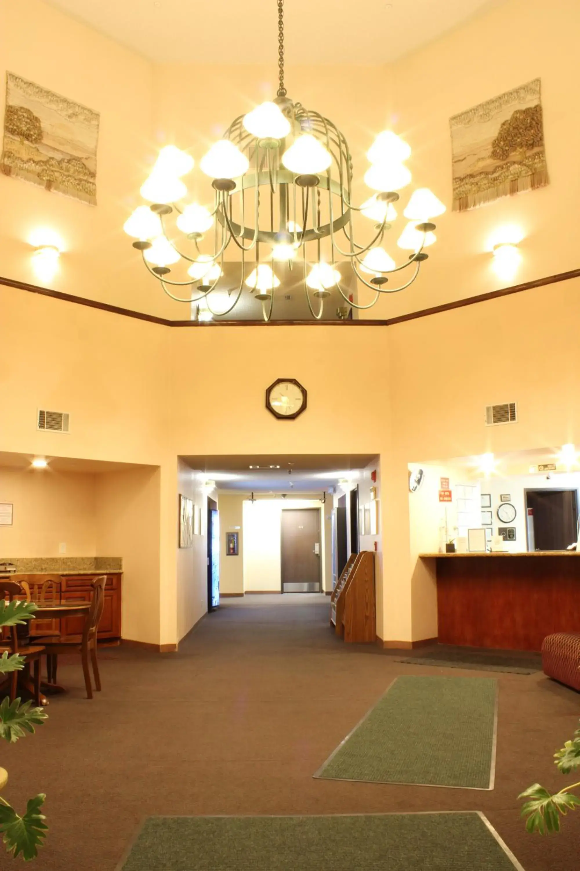 Lobby or reception in Ocean Gateway Inn