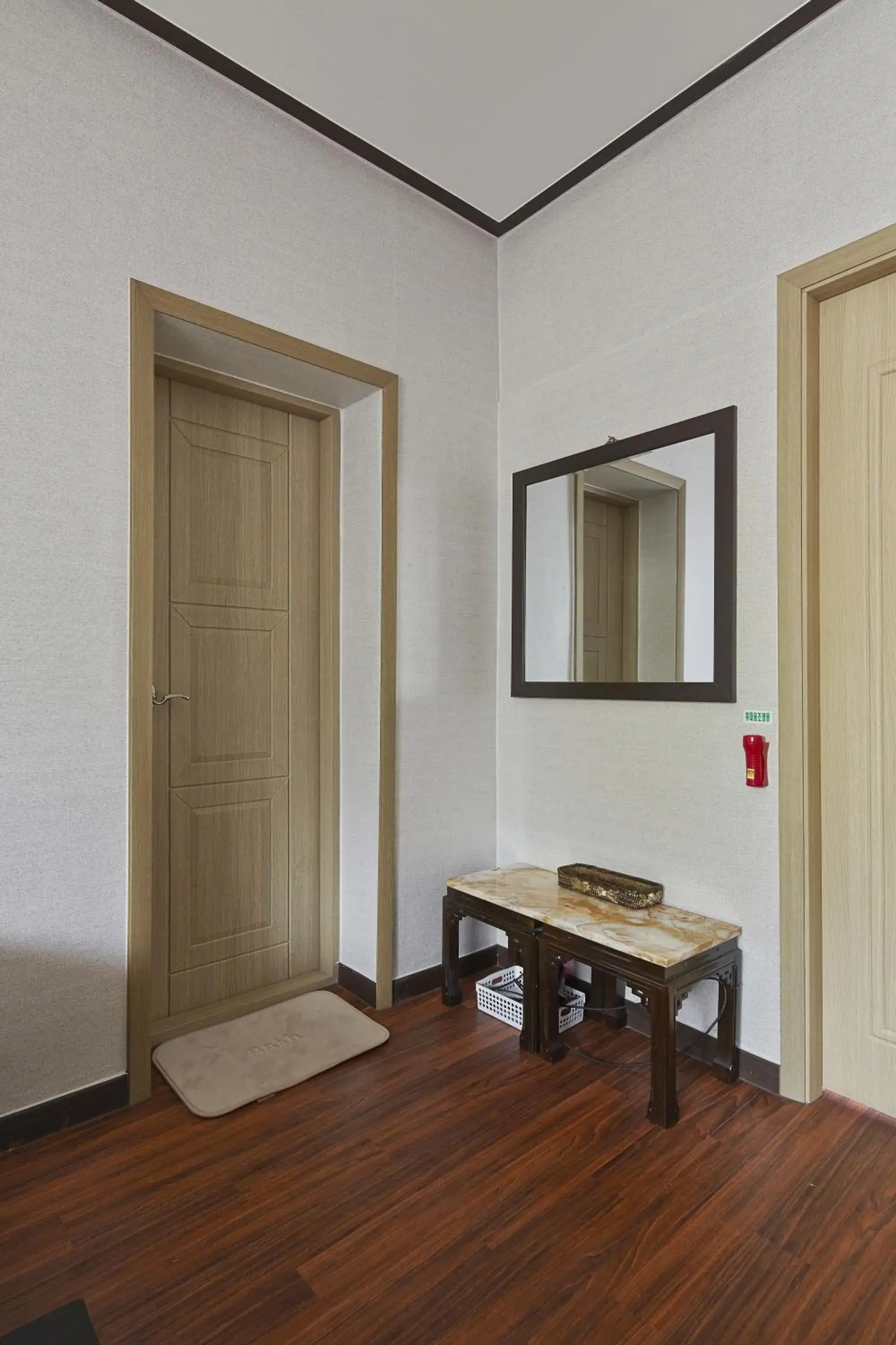 Bedroom, Seating Area in Jiwoljang Guest House