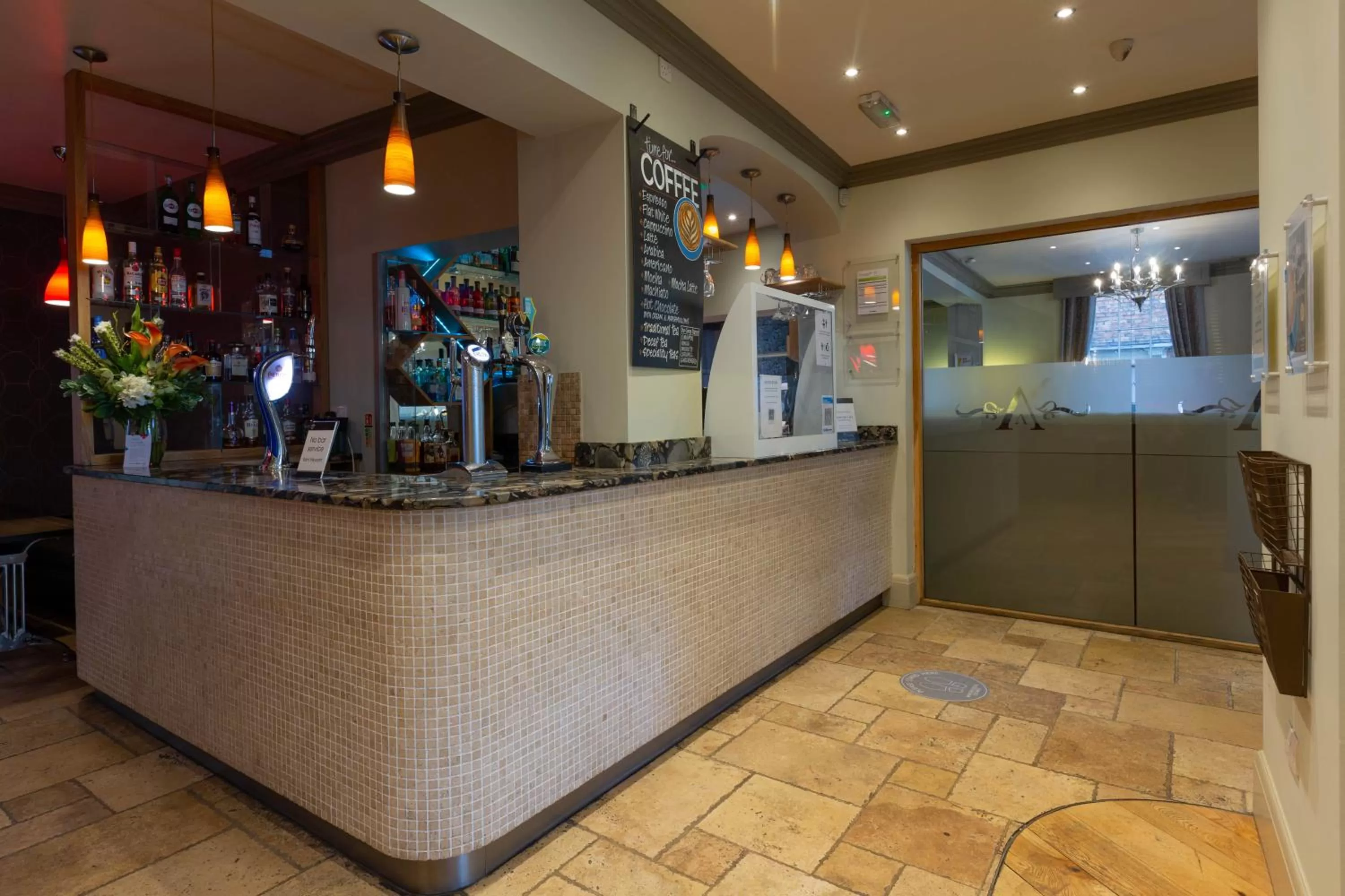 Lobby or reception in Advocate Arms