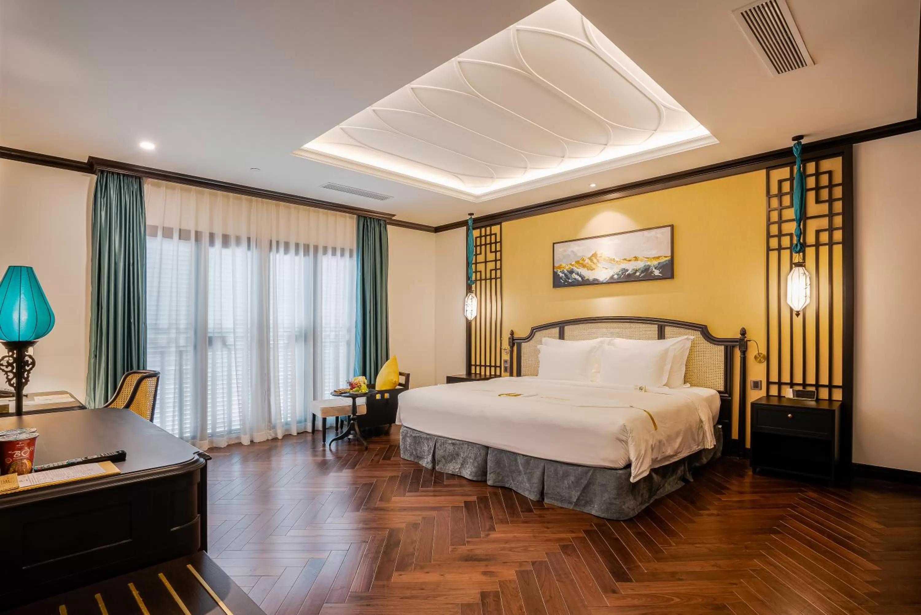 Bed in Potique Hotel