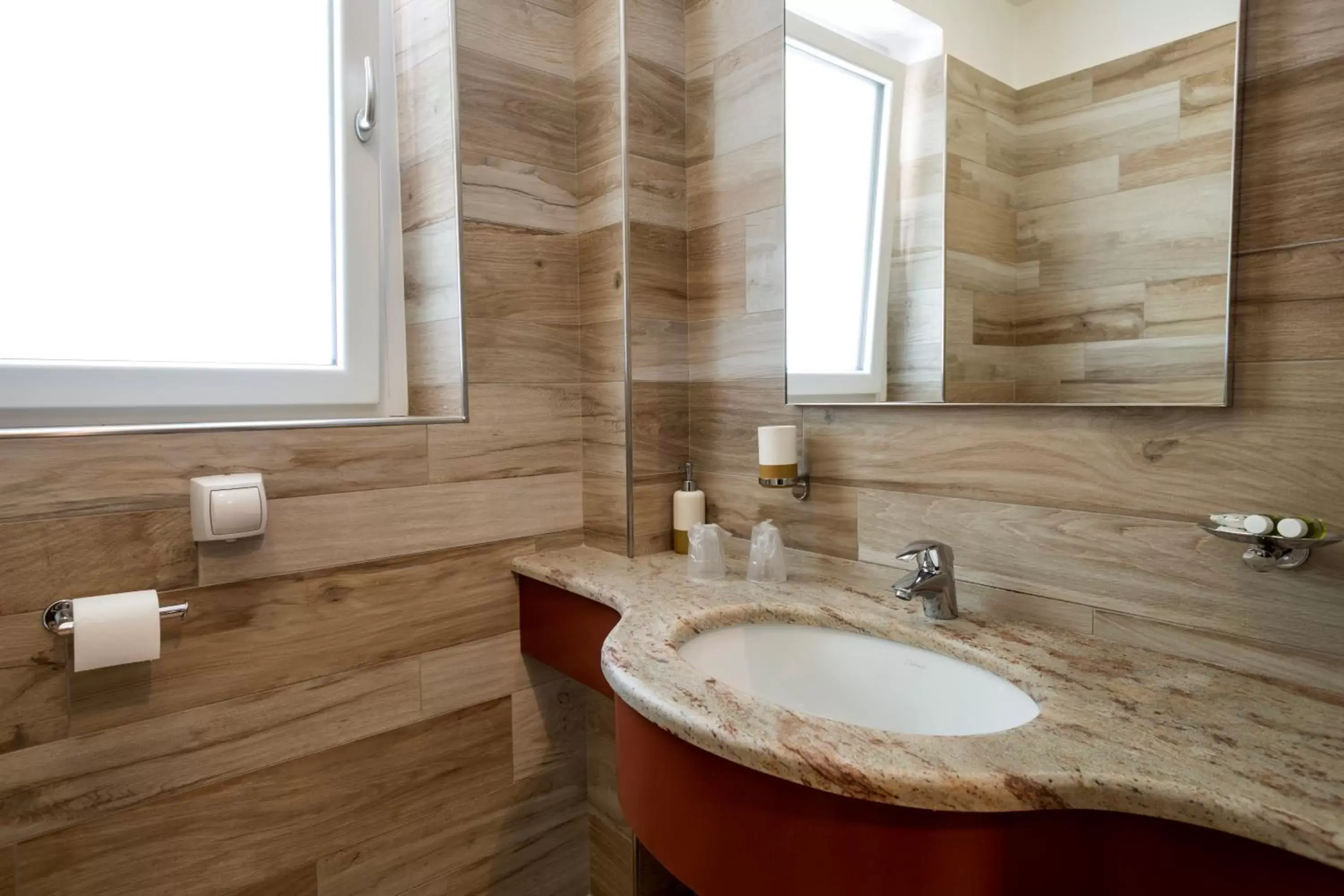 Bathroom in Hotel Baia di Paré