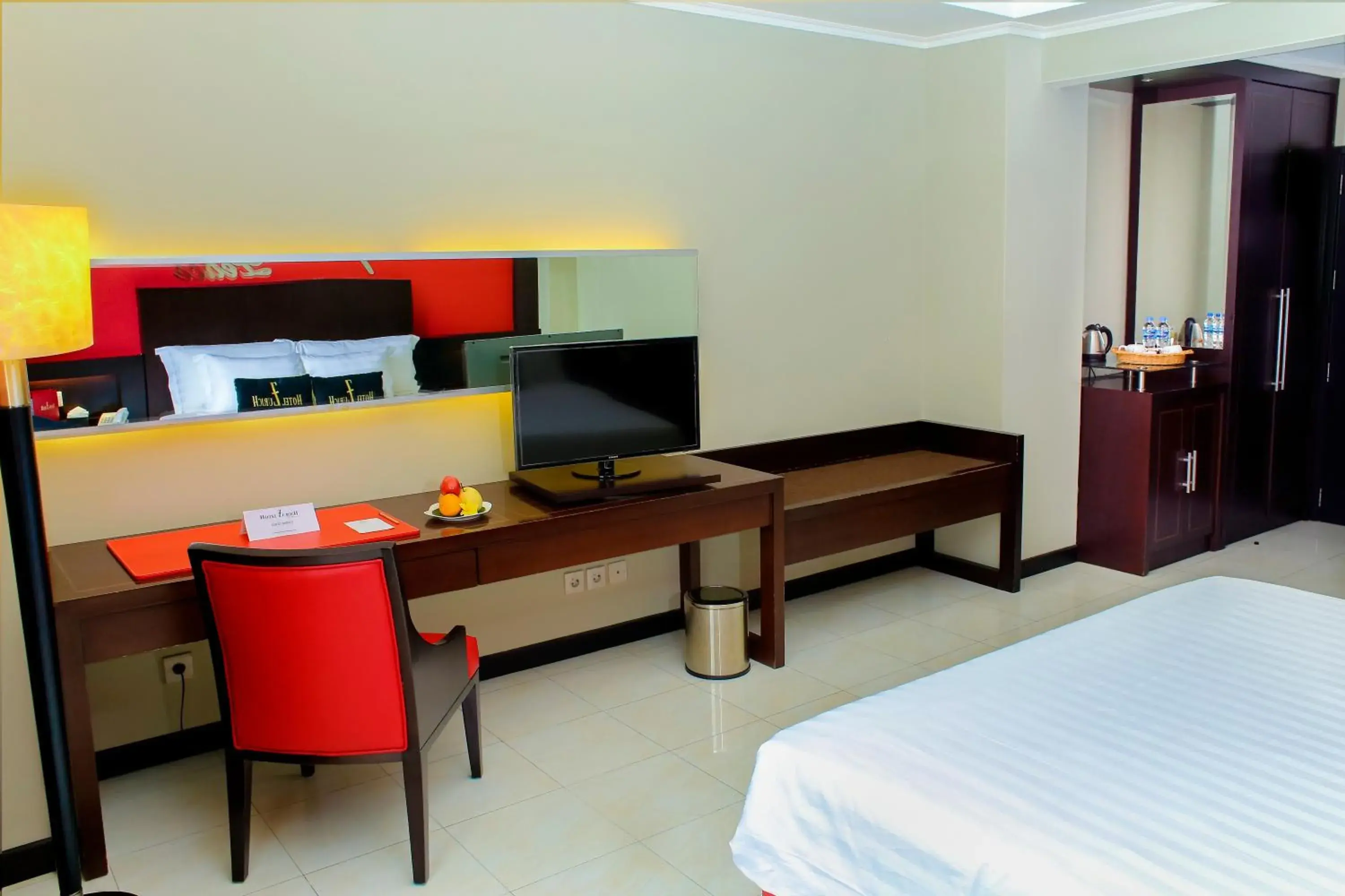 City view, Bed in Zurich Hotel Balikpapan City view, Bed in Zurich Hotel Balikpapan