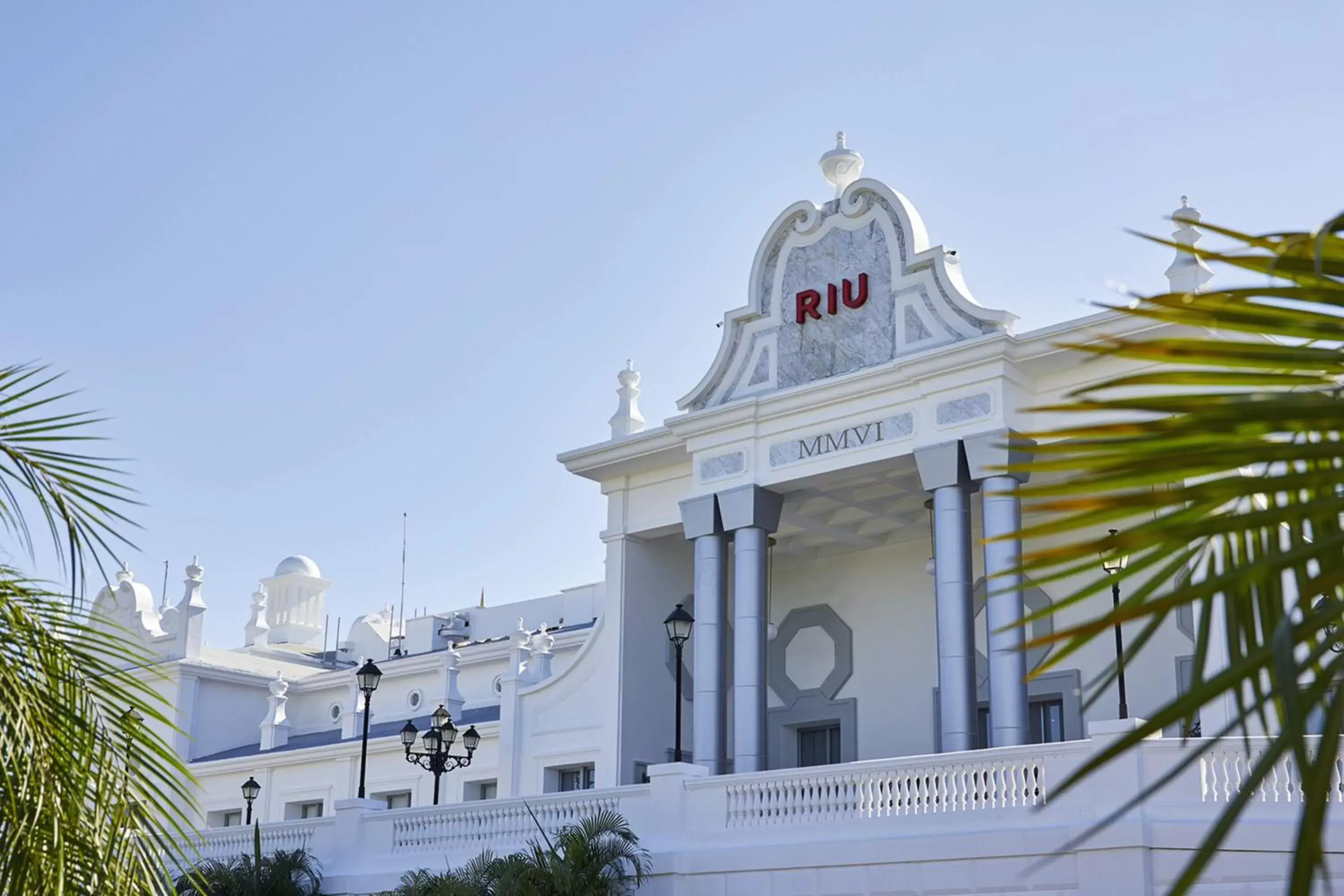 Facade/entrance, Property Building in Riu Palace Riviera Maya - All Inclusive