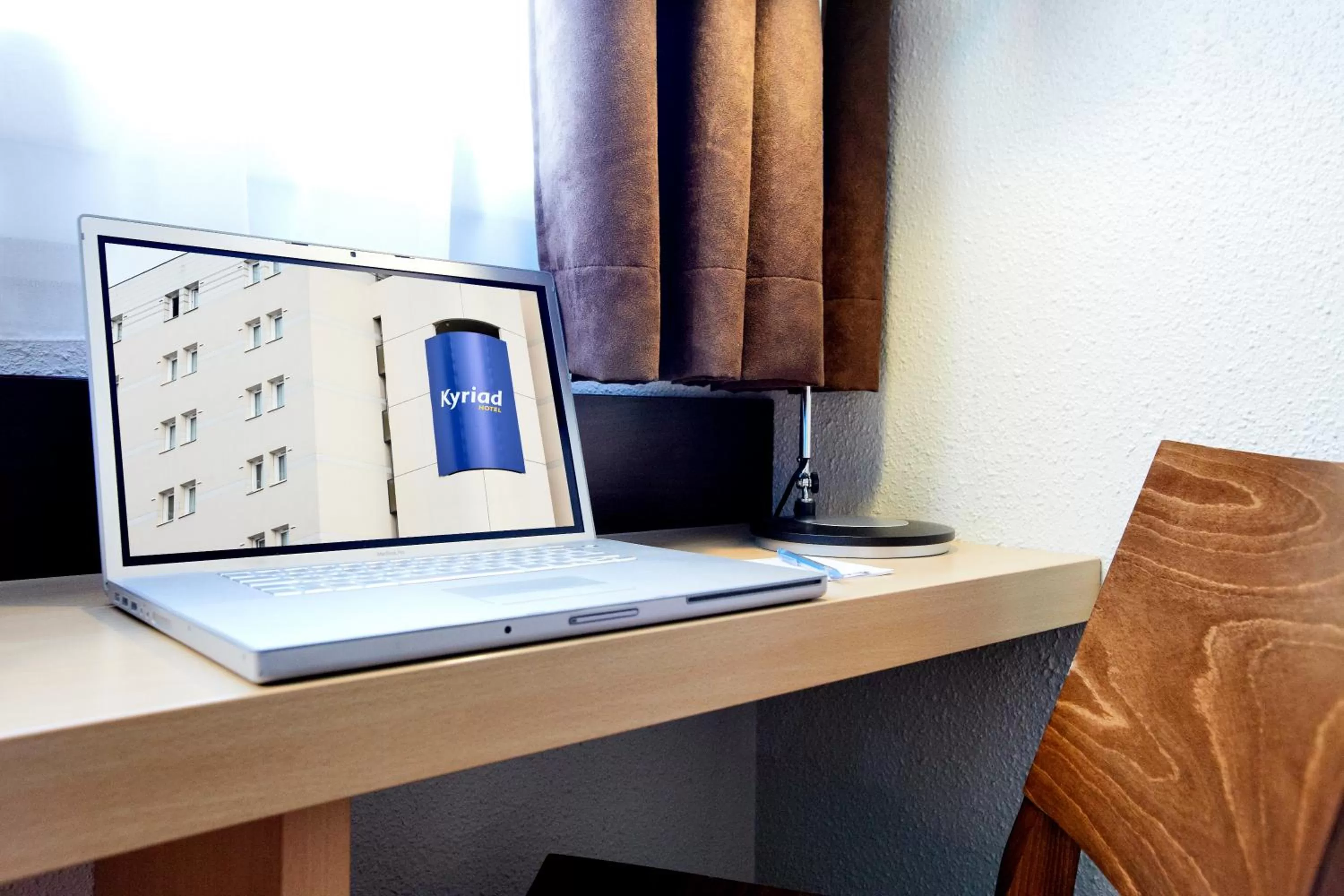 Decorative detail in Kyriad Viry-Chatillon