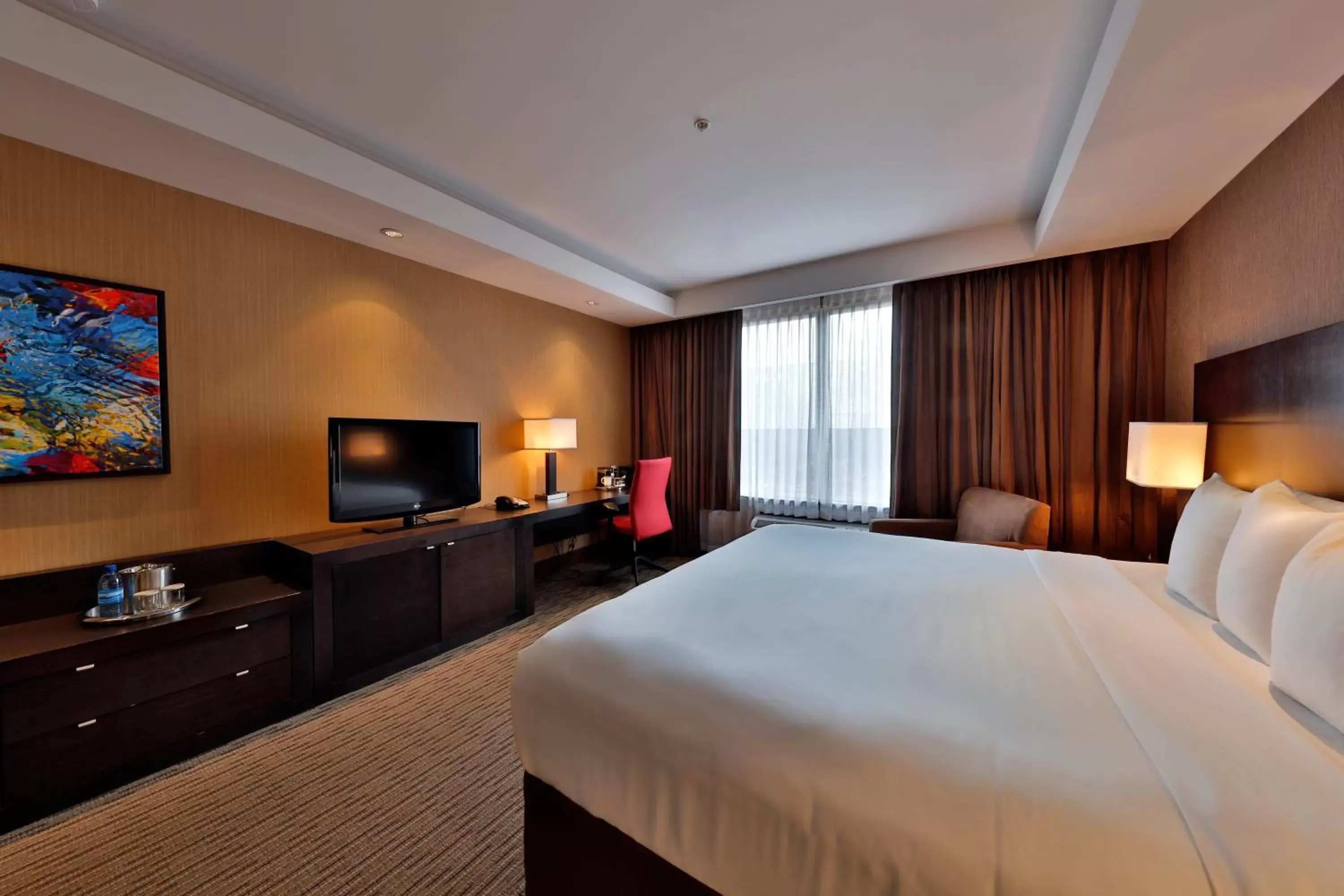 TV and multimedia, Bed in Edmonton Hotel & Convention Center Edmonton TV and multimedia, Bed in Edmonton Hotel & Convention Center Edmonton