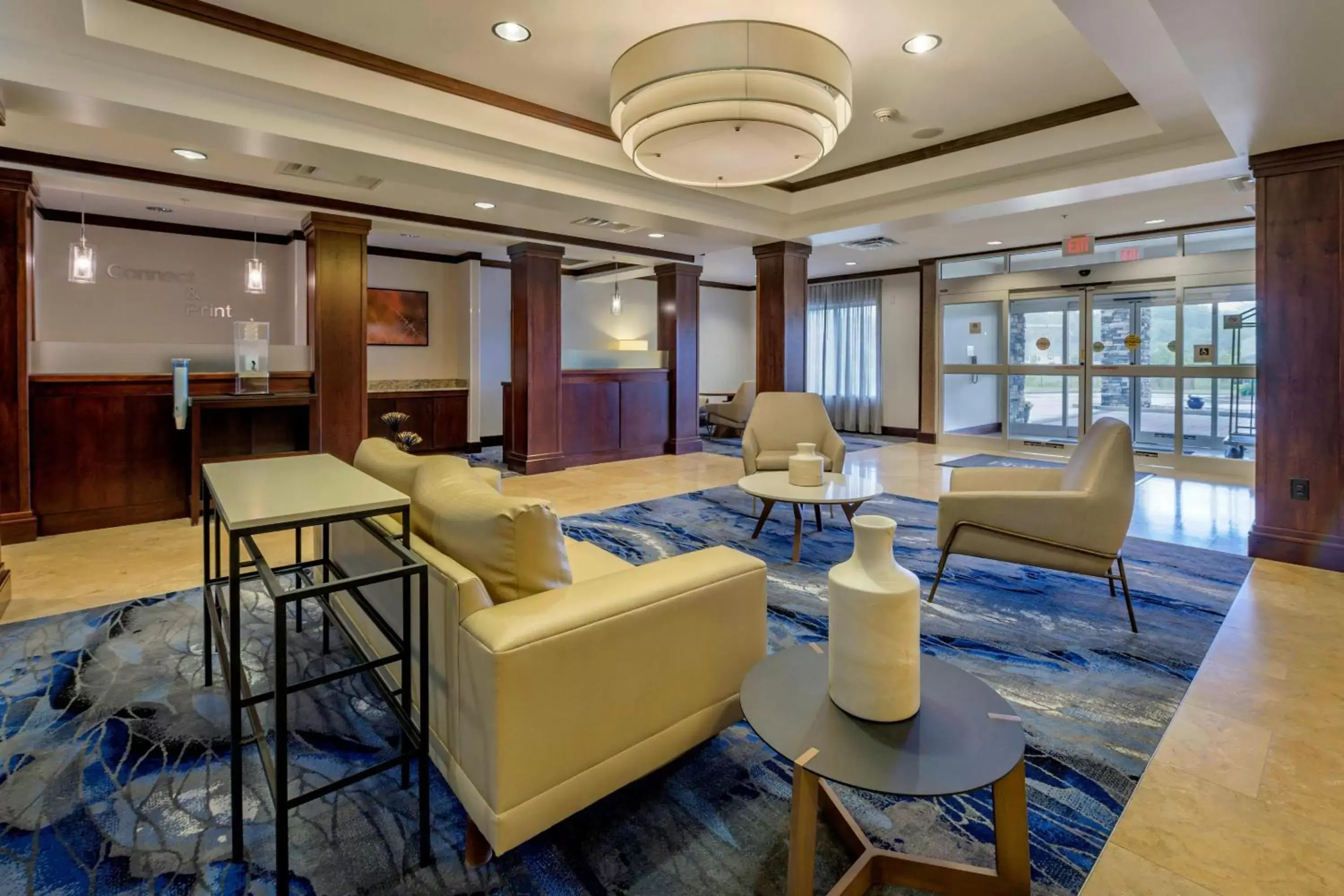 Lobby or reception in Fairfield Inn & Suites by Marriott Slippery Rock
