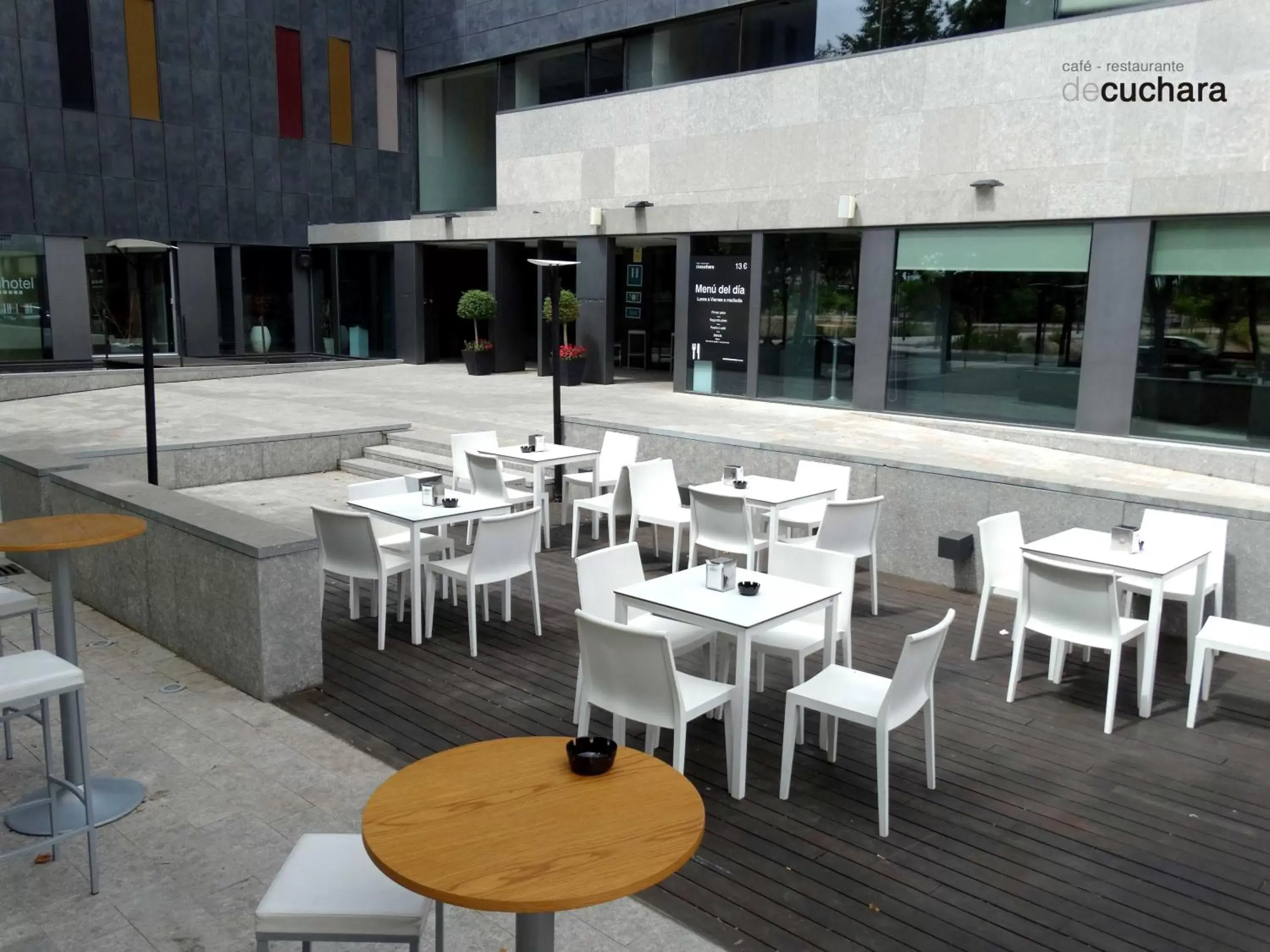 Balcony/Terrace, Restaurant/Places to Eat in Hotel Blu Puerta de Almansa