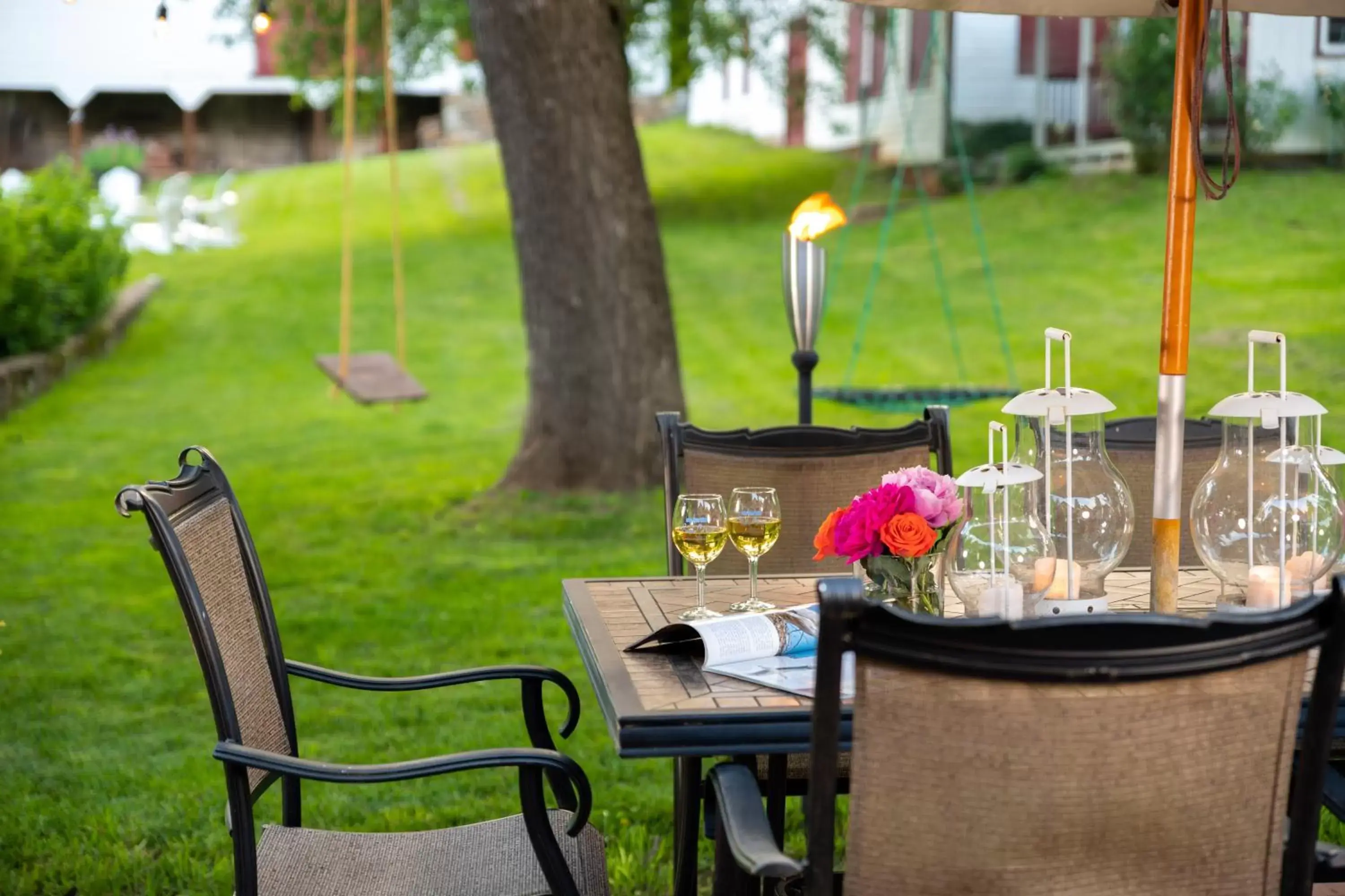 Patio in South Court Inn