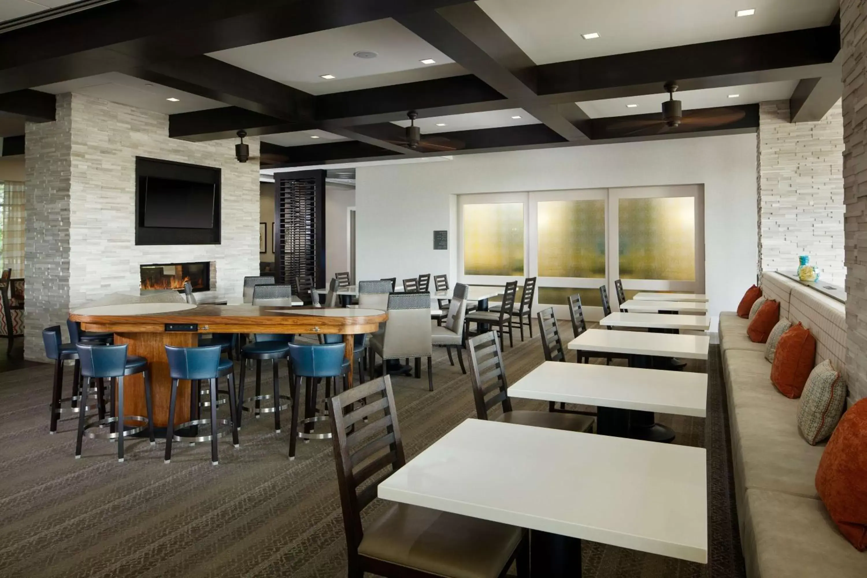 Breakfast, Restaurant/Places to Eat in Homewood Suites By Hilton Teaneck Glenpointe