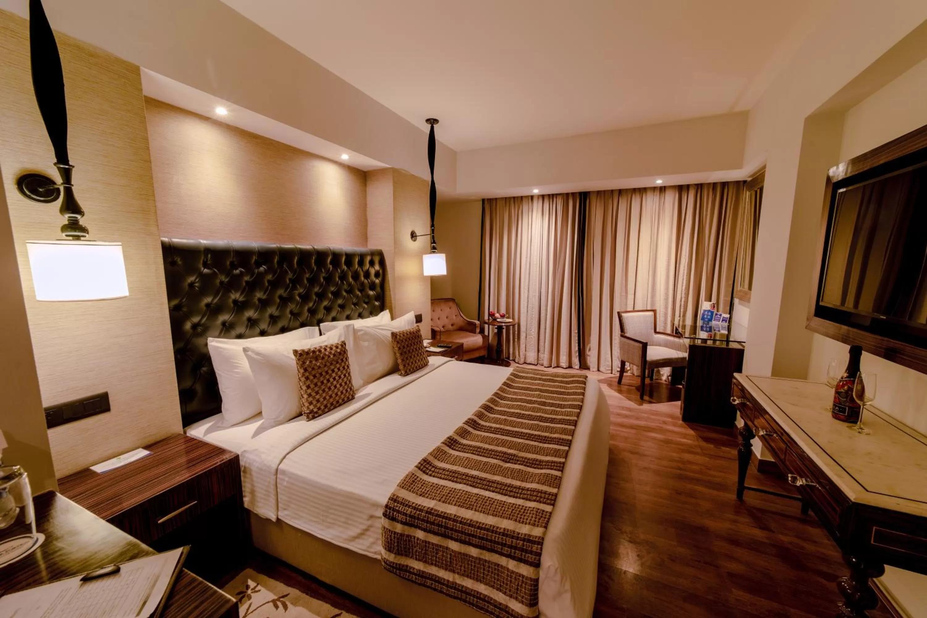Bed in Sarovar Portico Jaipur