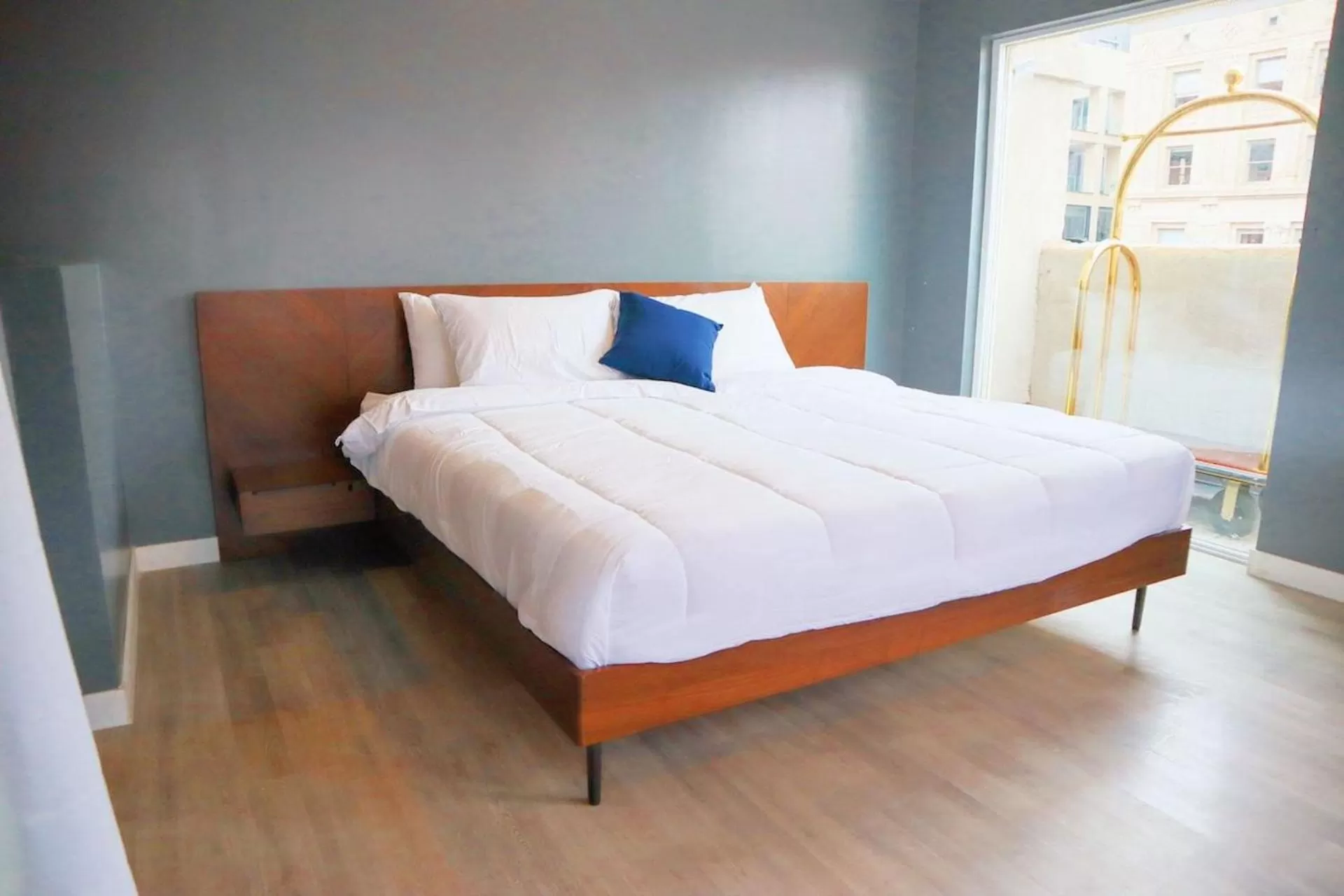 Bedroom, Bed in Good Hotels Downtown Denver