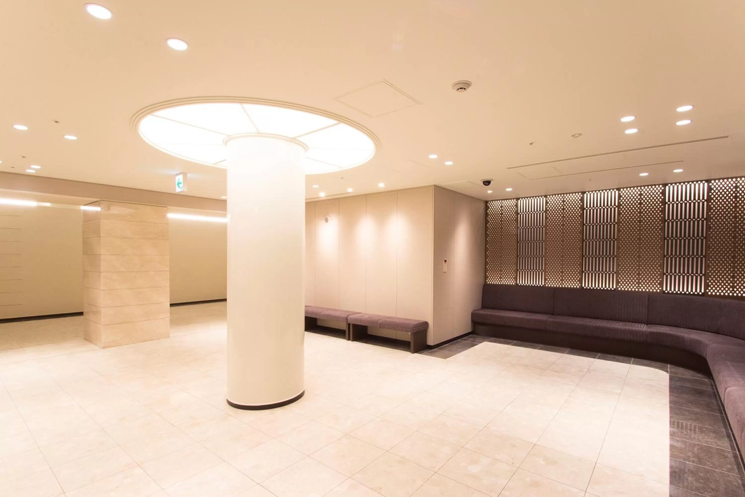 Lobby or reception in Hearton Hotel Shinsaibashi