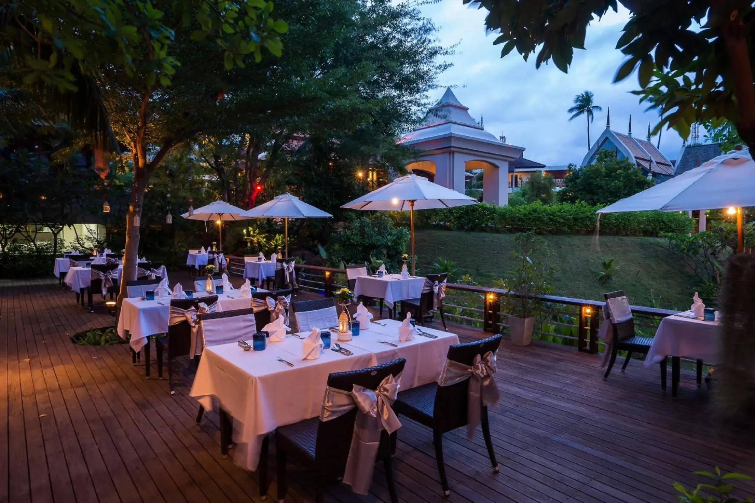 Restaurant/Places to Eat in Royal Muang Samui Villas - SHA Extra Plus