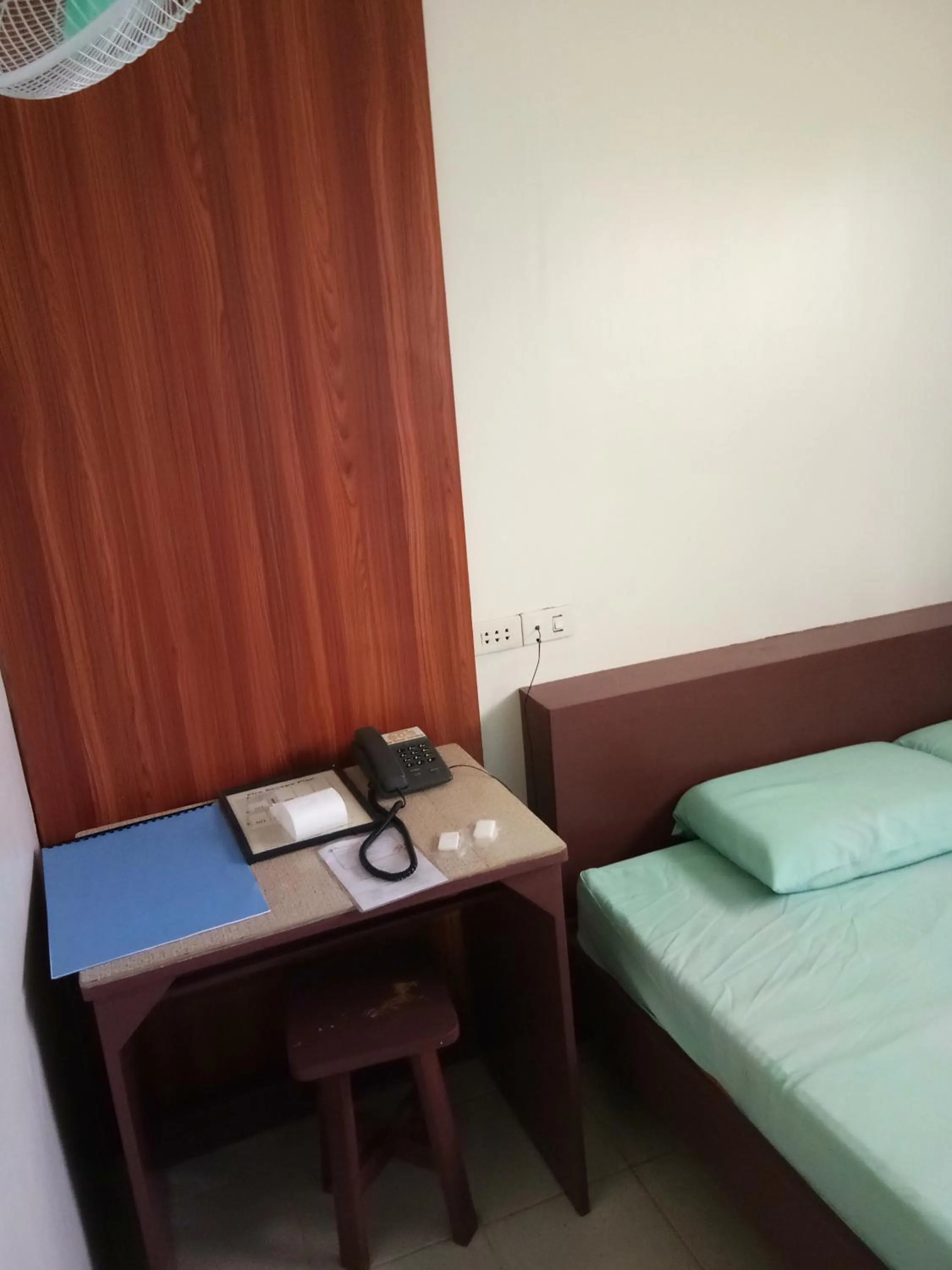 Bed in Anthurium Inn