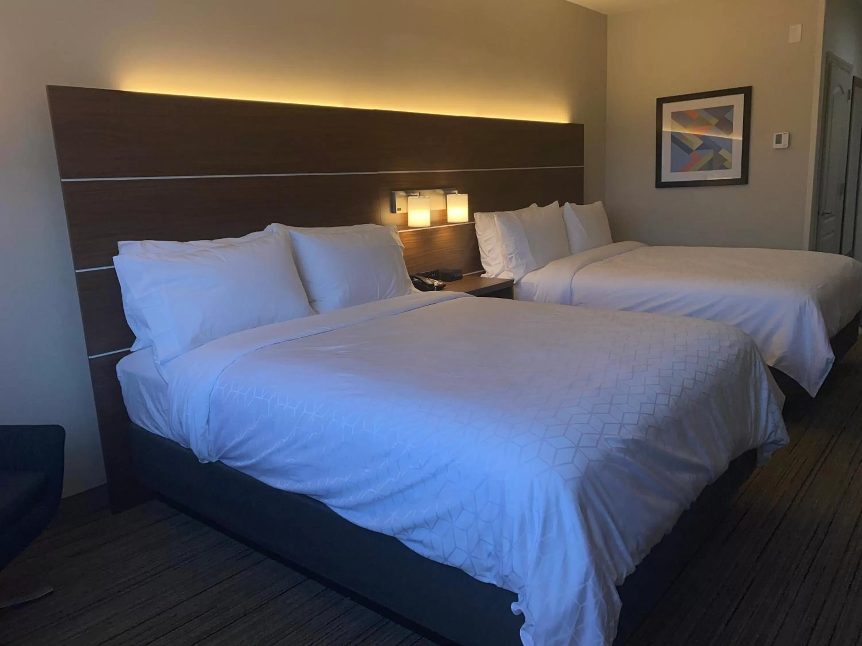 Bed in Hotel Fairchild