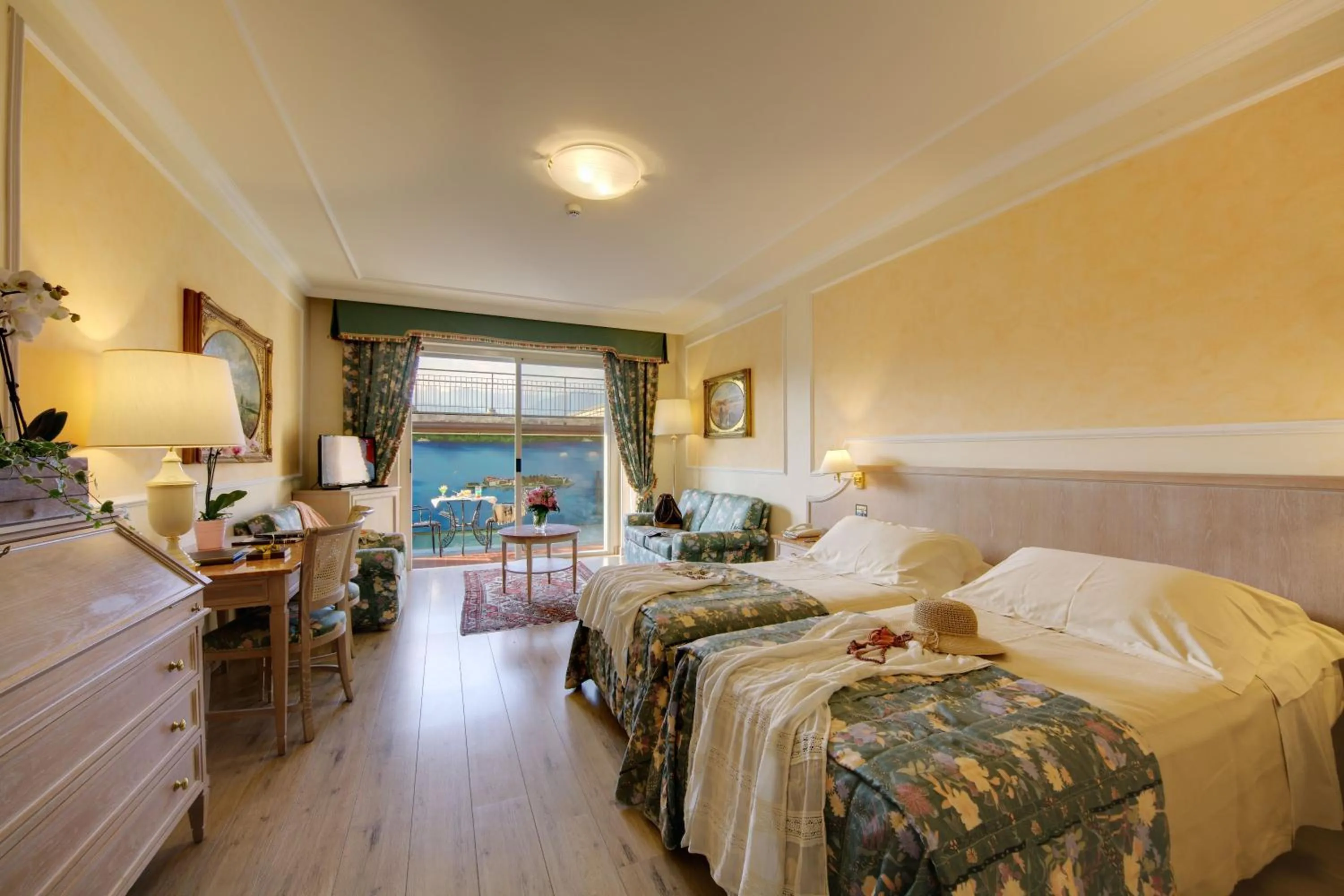 Bed in Grand Hotel Dino