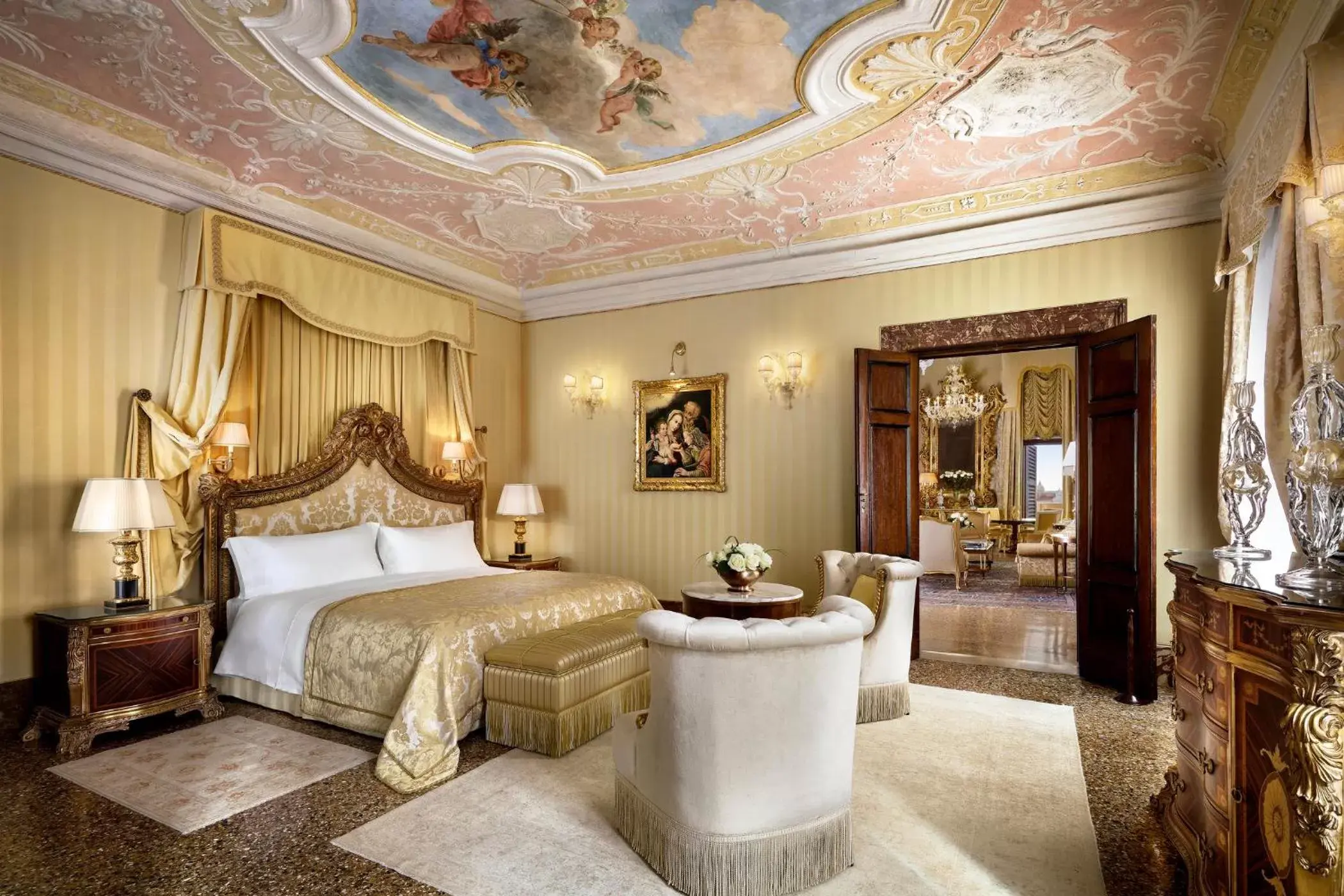 Bedroom in Hotel Danieli, Venice