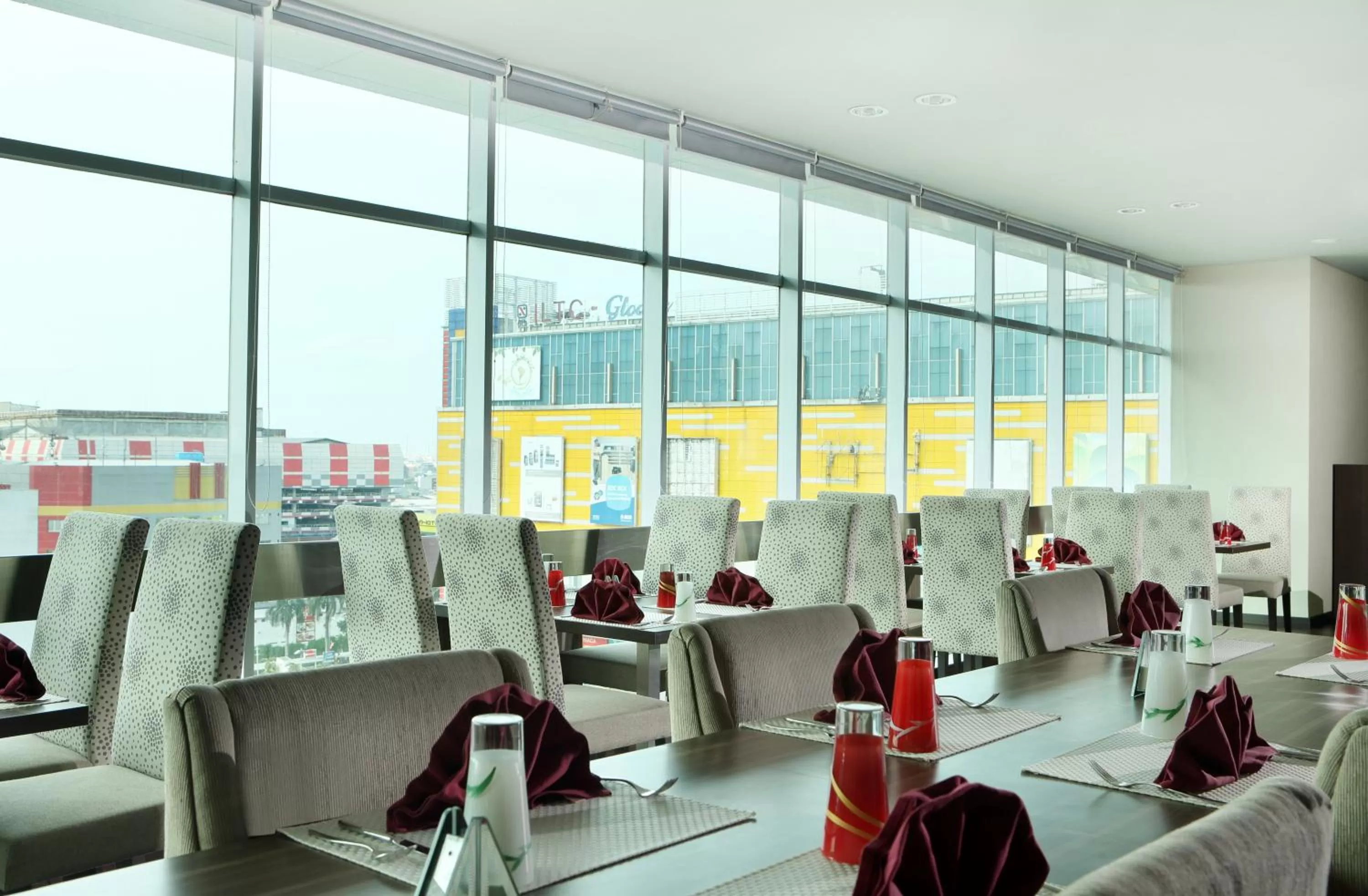 Restaurant/places to eat in Novotel Jakarta Gajah Mada