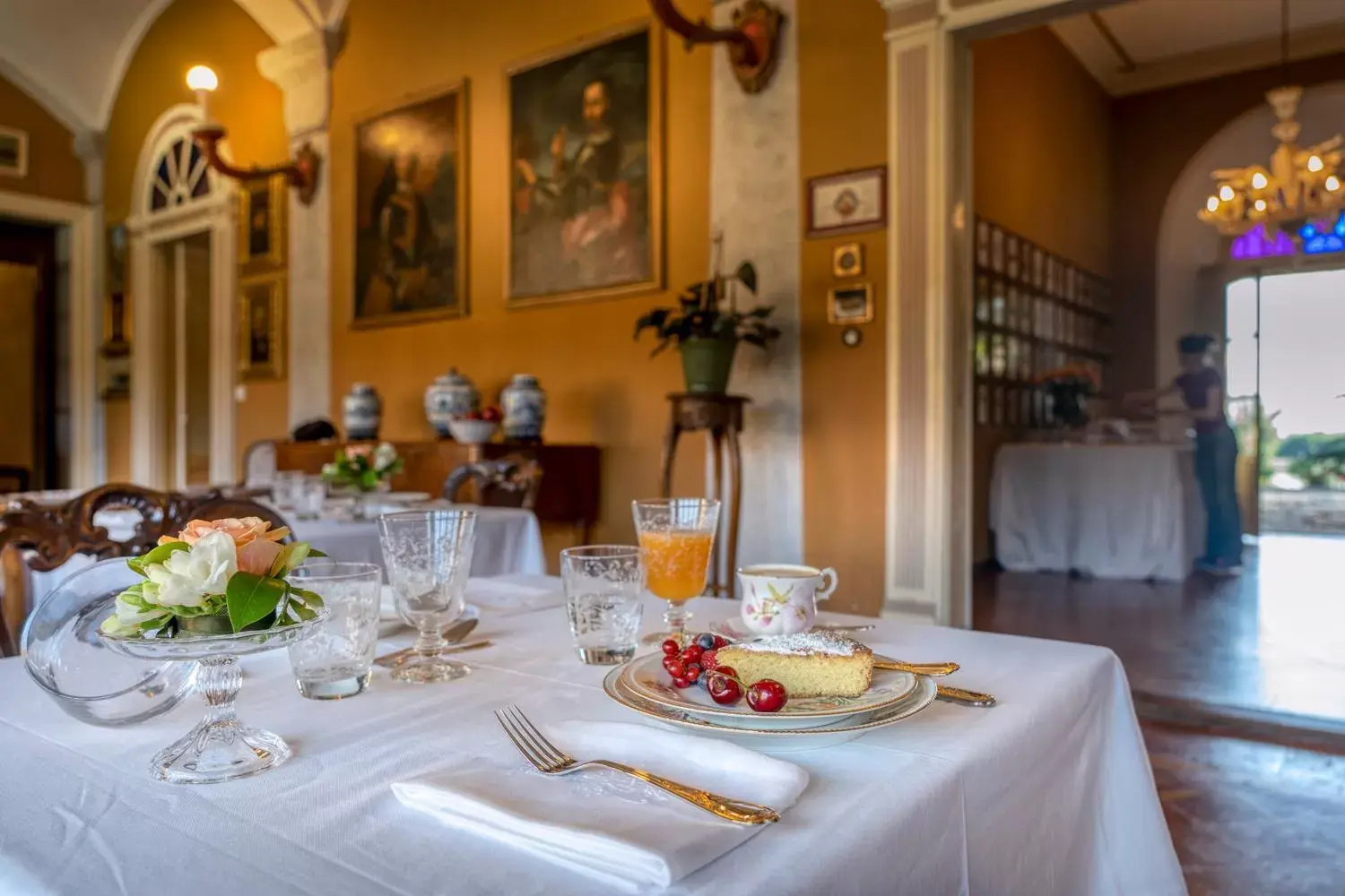 Food and drinks, Restaurant/Places to Eat in Palazzo Cavagna Sangiuliani