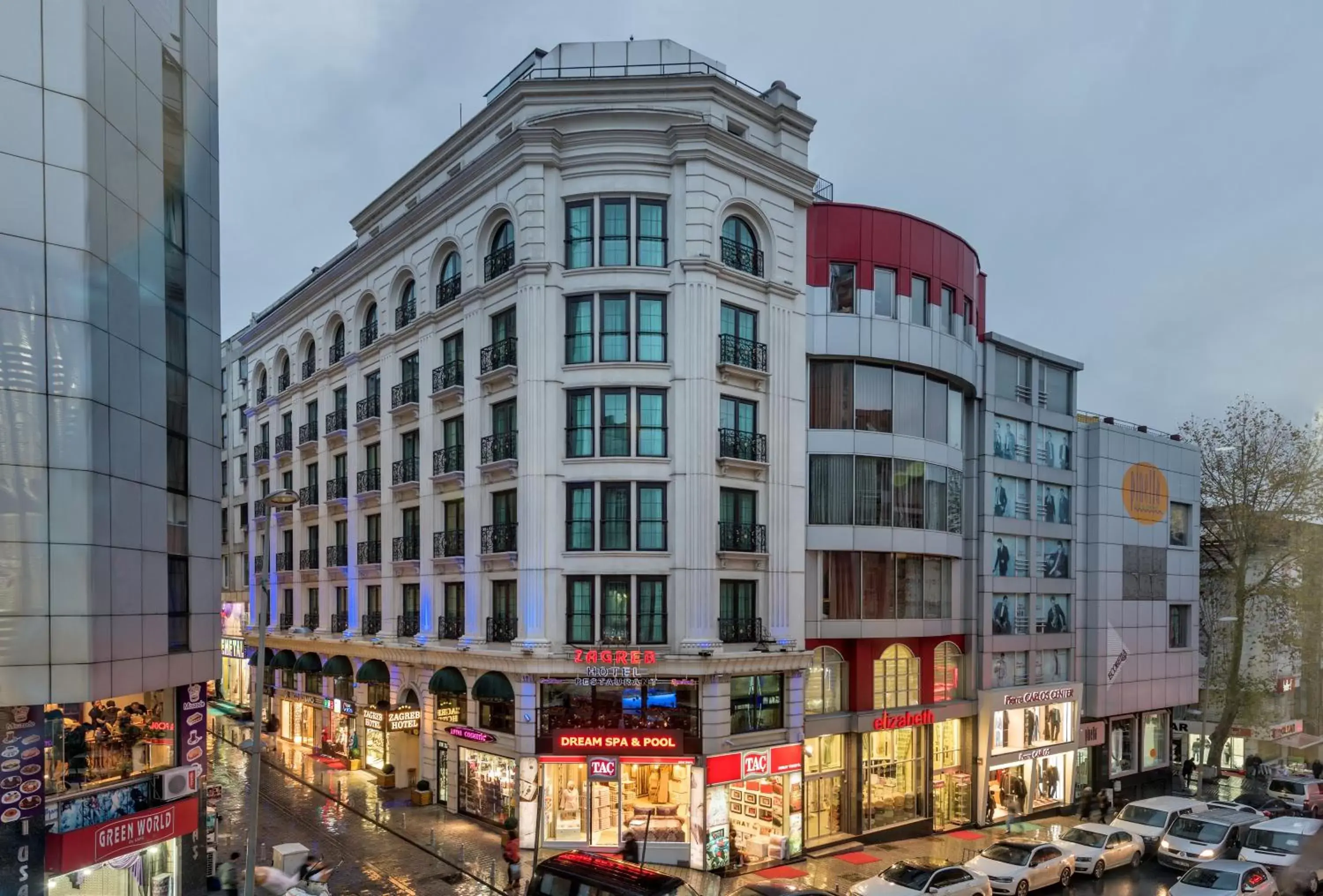 Property building in Zagreb Hotel Property building in Zagreb Hotel