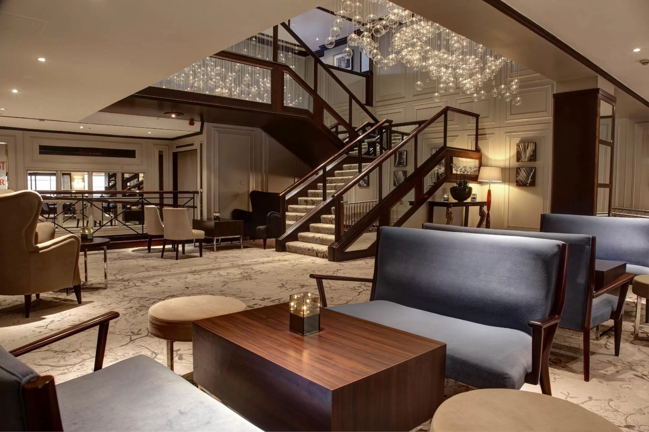 Lounge or bar in Glasgow Grosvenor Hotel