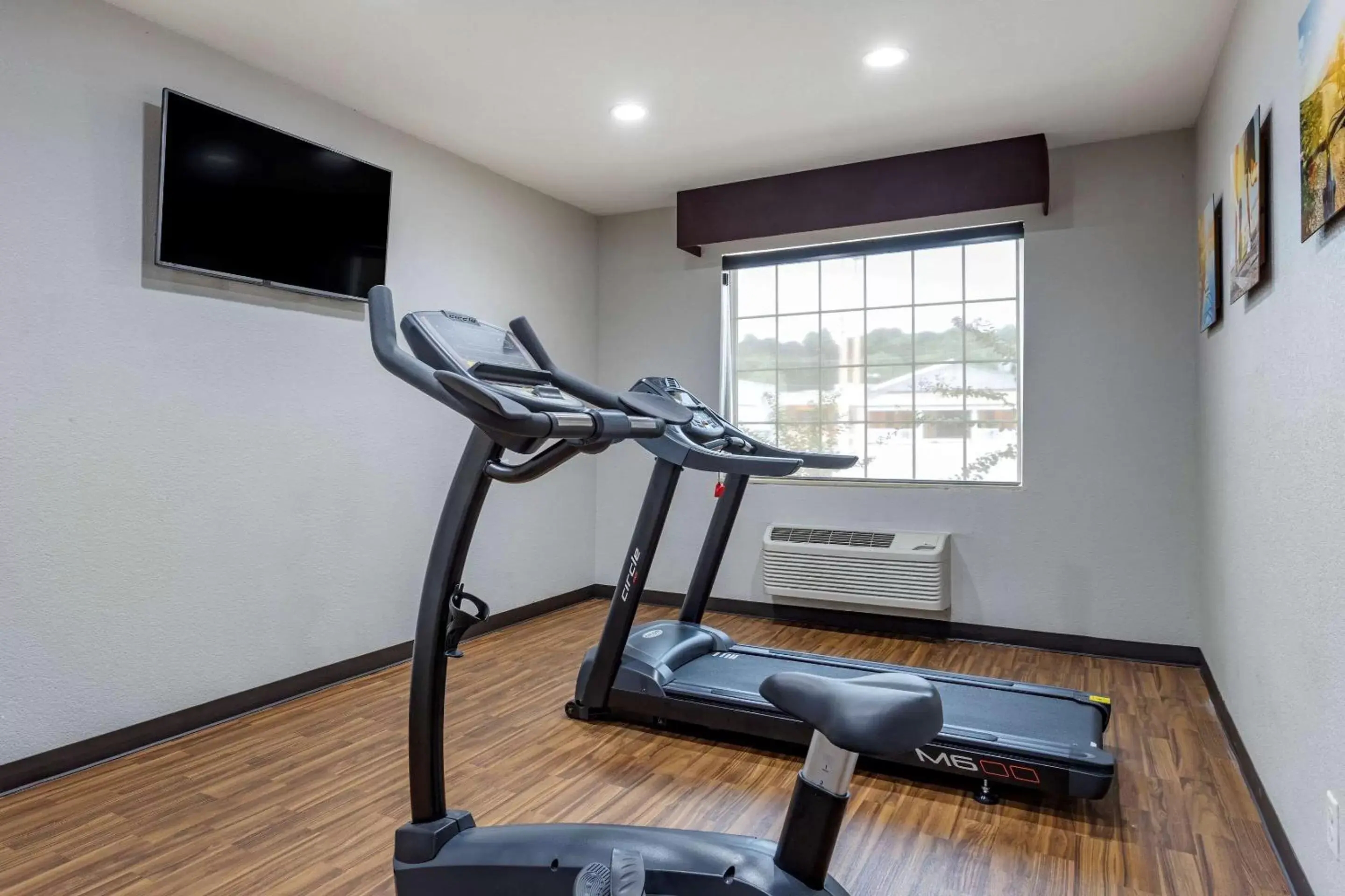 Fitness centre/facilities, Fitness Center/Facilities in Comfort Inn & Suites North Little Rock JFK Blvd