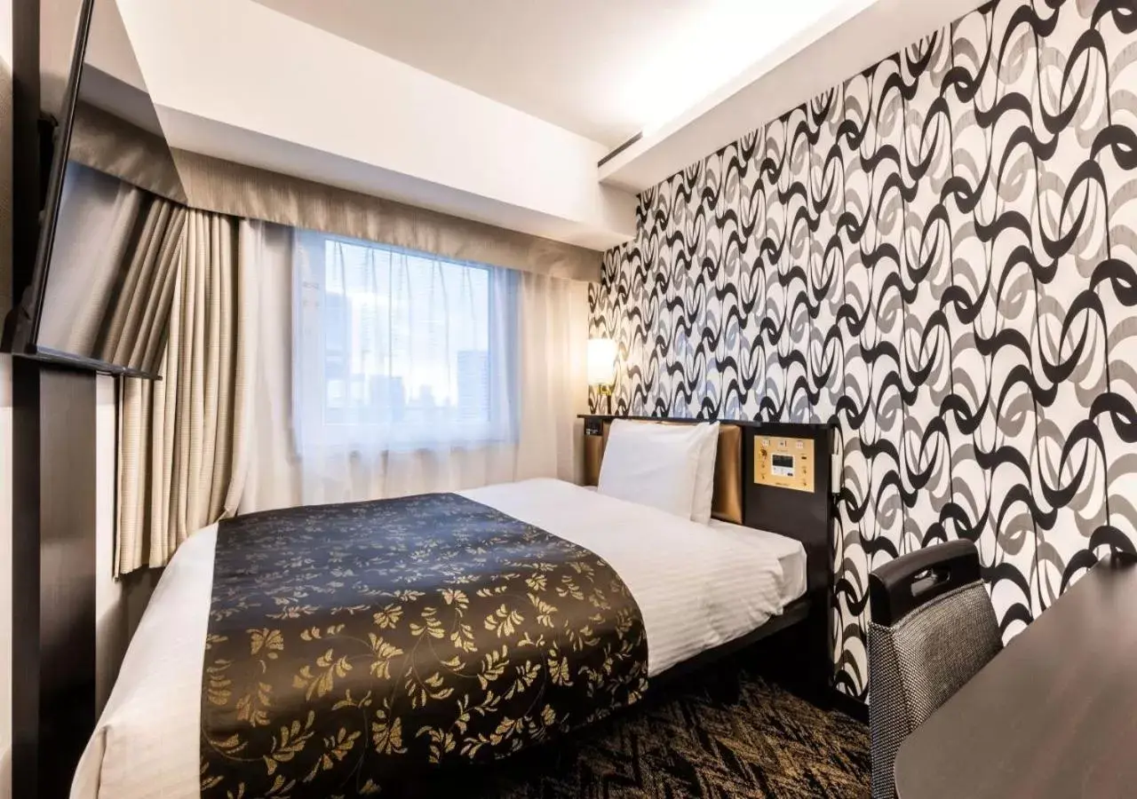 Photo of the whole room, Bed in APA Hotel & Resort Osaka Umeda Eki Tower Photo of the whole room, Bed in APA Hotel & Resort Osaka Umeda Eki Tower