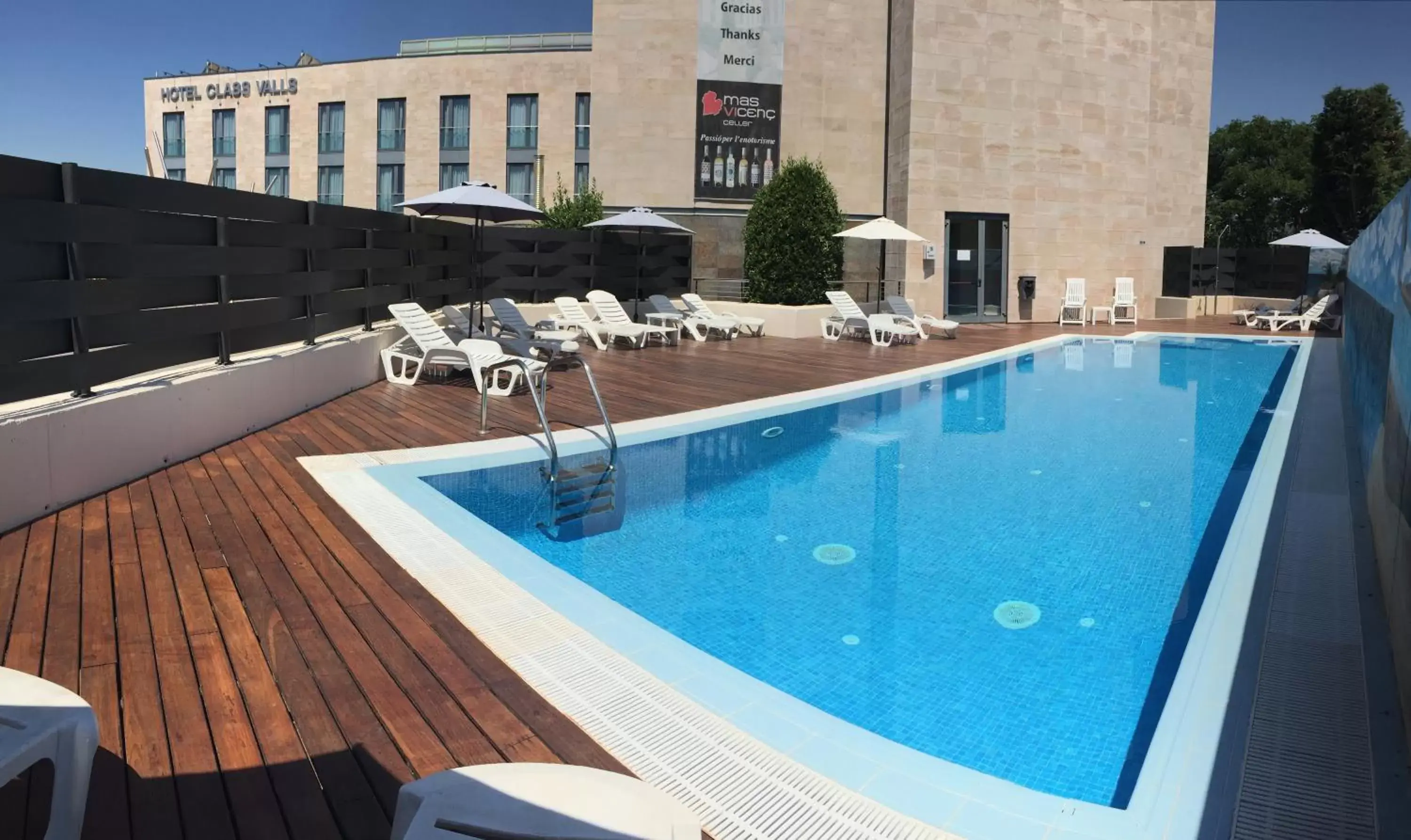 Summer, Swimming Pool in Hotel Class Valls Summer, Swimming Pool in Hotel Class Valls