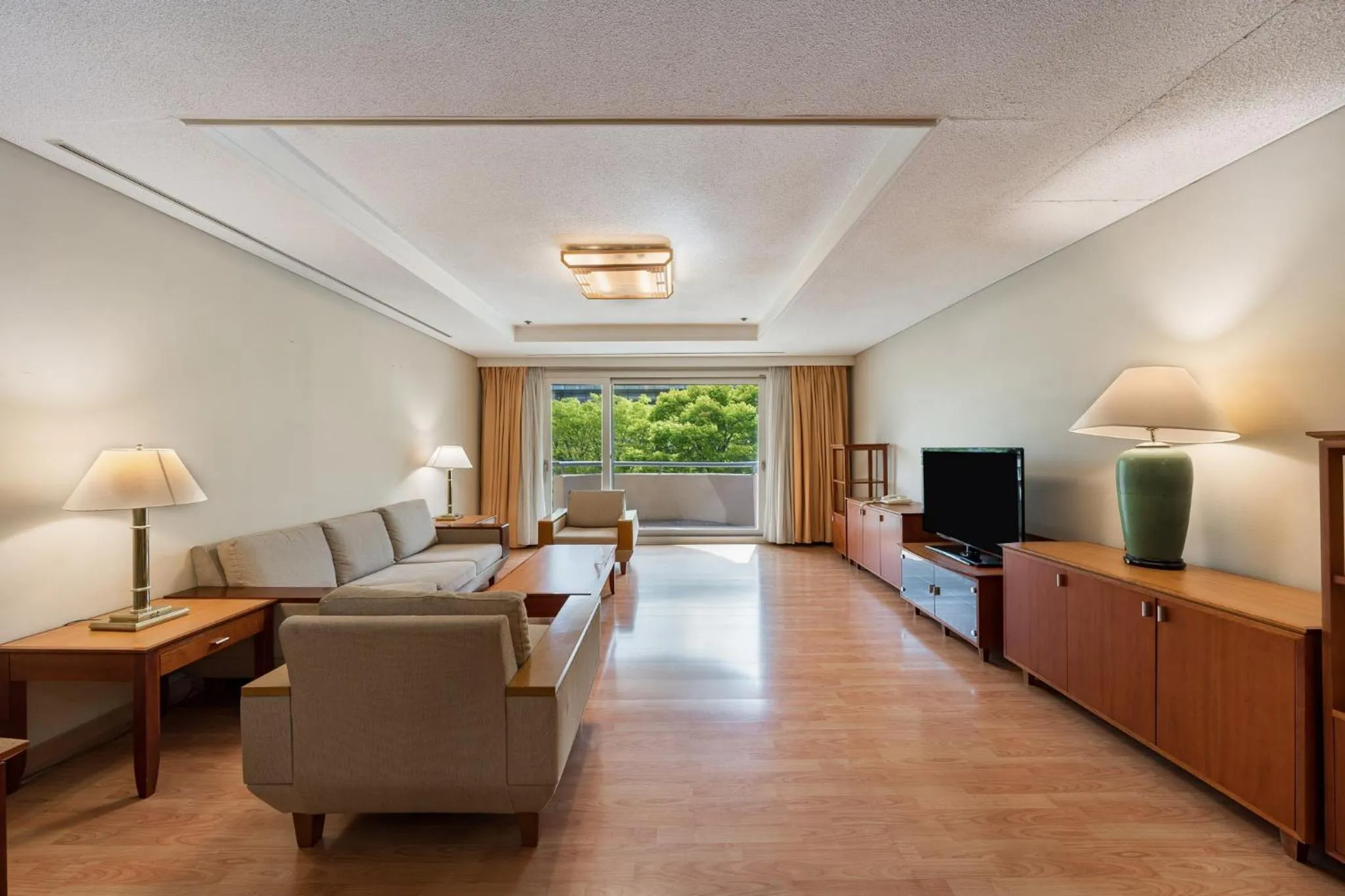 Living room in Swiss Grand Hotel Seoul & Grand Suite