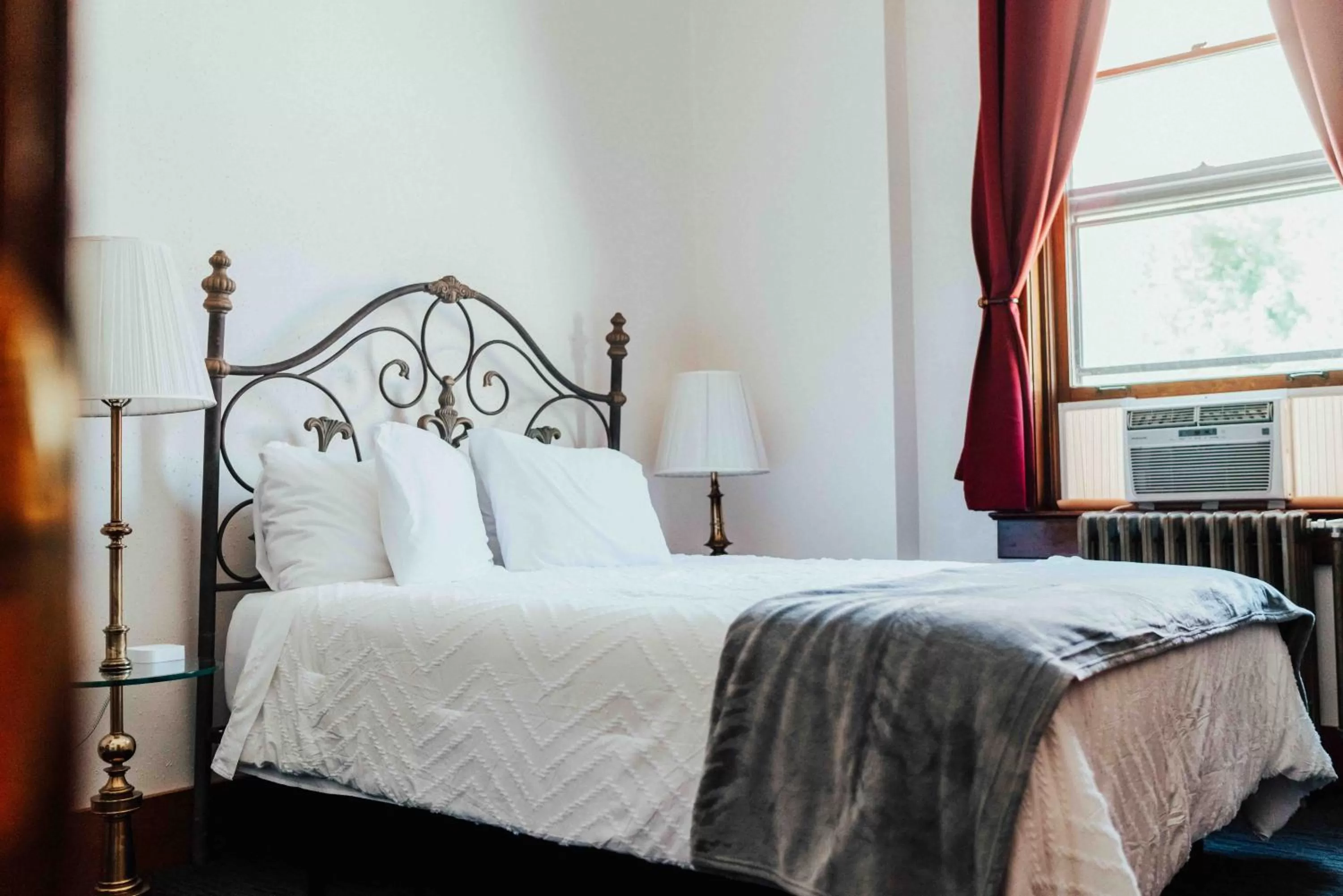 Bed in Town Hall Inn