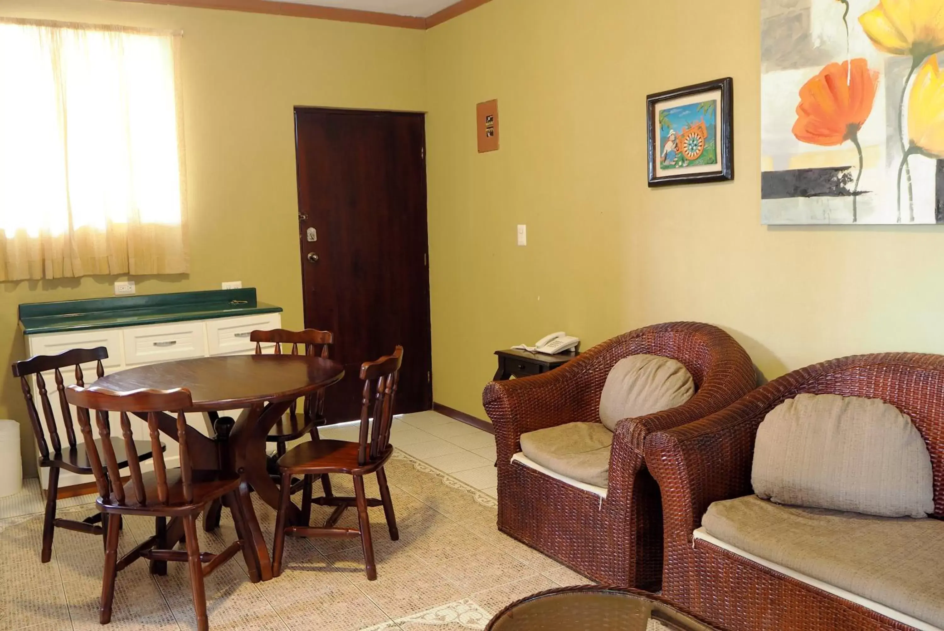 Bathroom, Seating Area in Balcon del Mar Beach Front Hotel