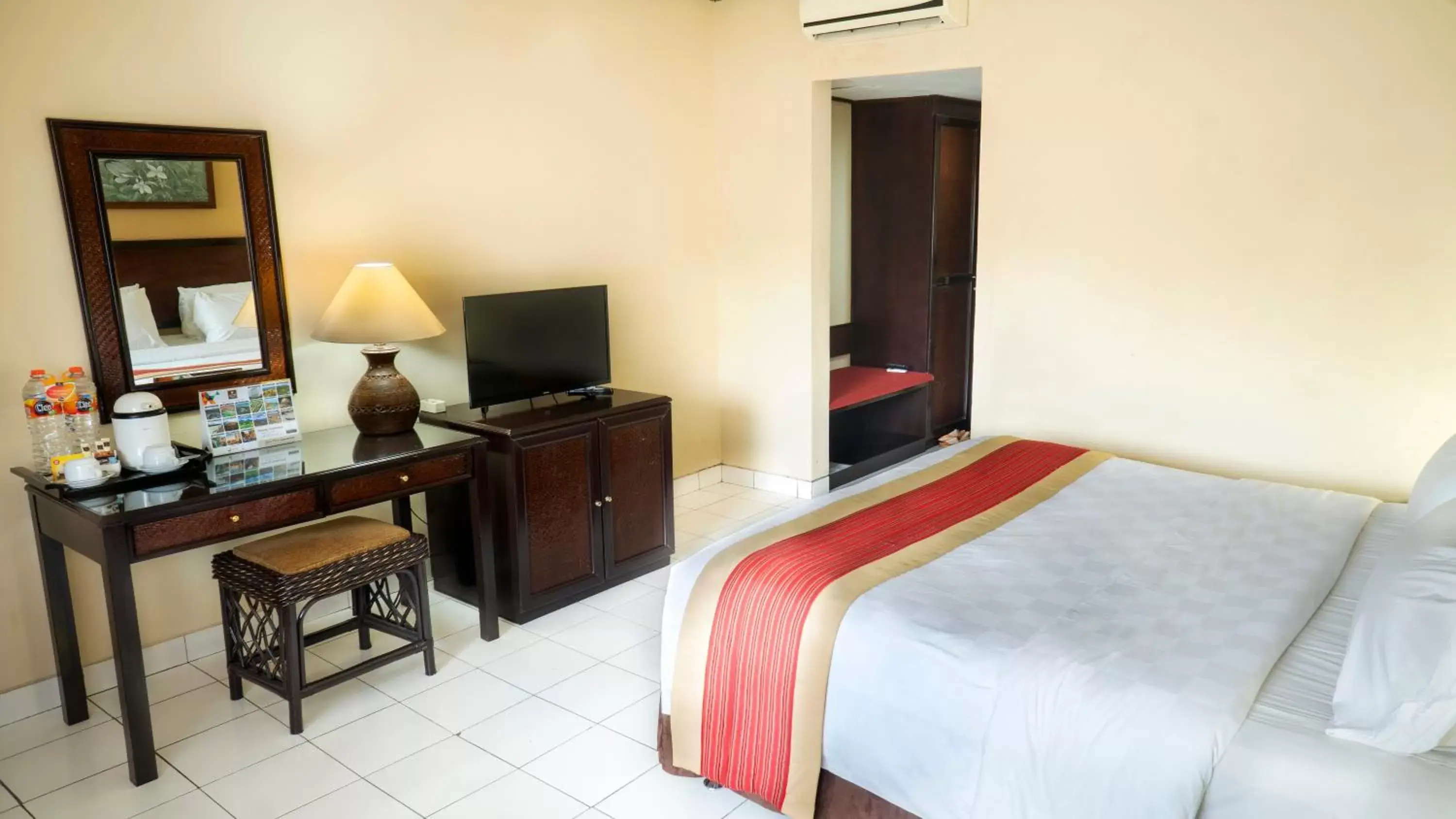 Bed in The Jayakarta Yogyakarta Hotel & Spa