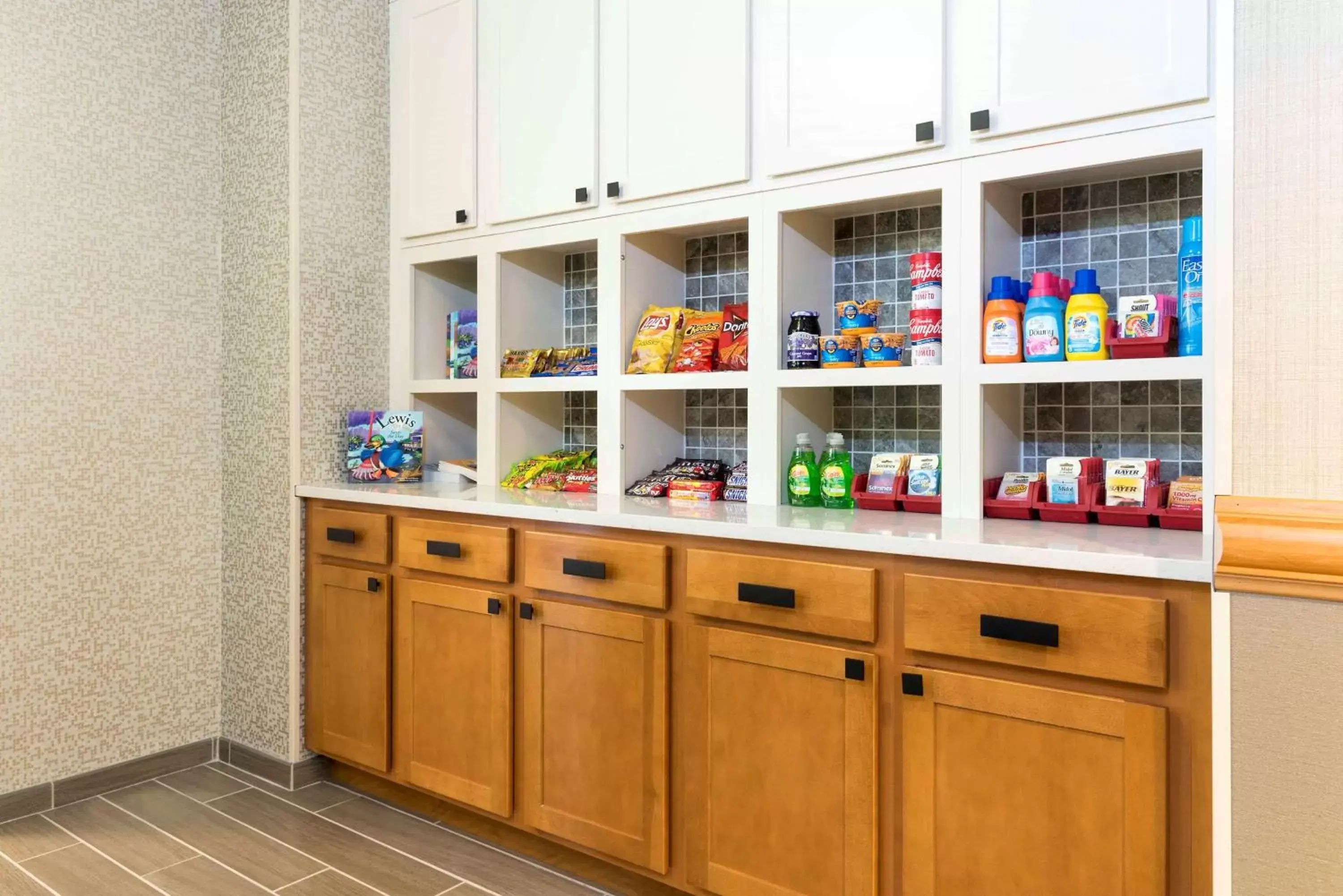 Restaurant/places to eat in Homewood Suites by Hilton Indianapolis Airport / Plainfield Restaurant/places to eat in Homewood Suites by Hilton Indianapolis Airport / Plainfield