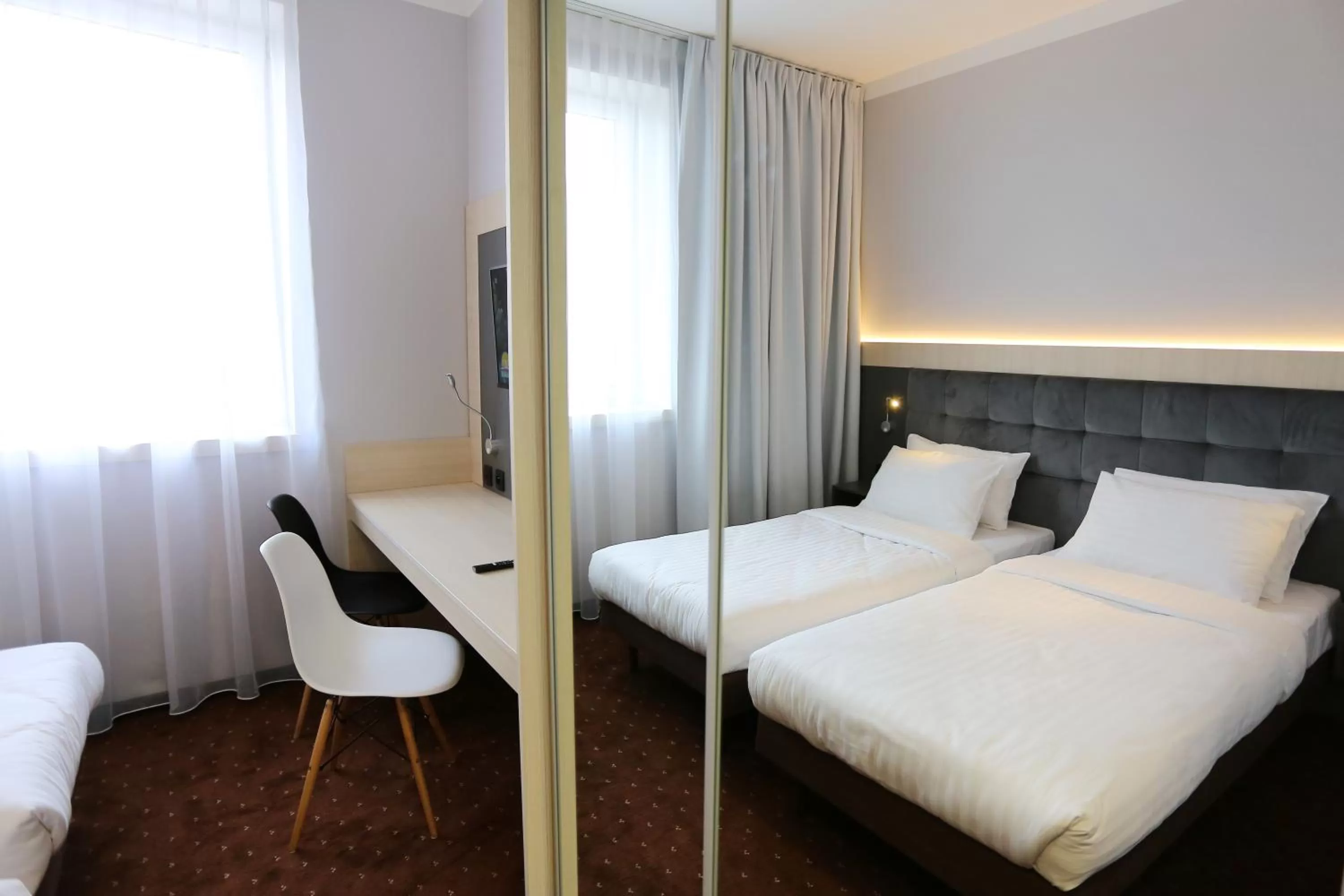 Bed in euroHOTEL Sosnowiec Kazimierz
