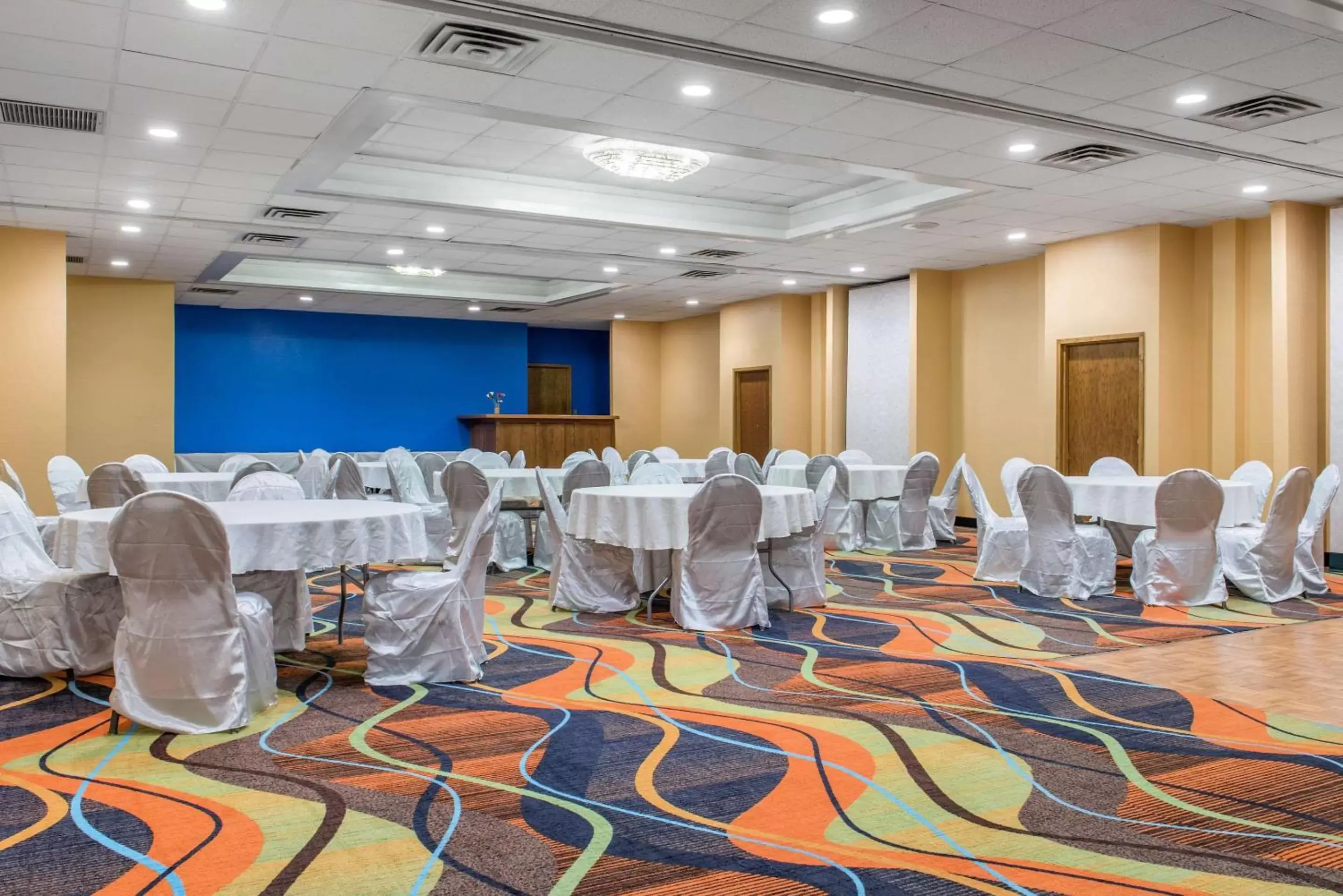 On site, Banquet Facilities in Quality Inn & Suites Bedford West