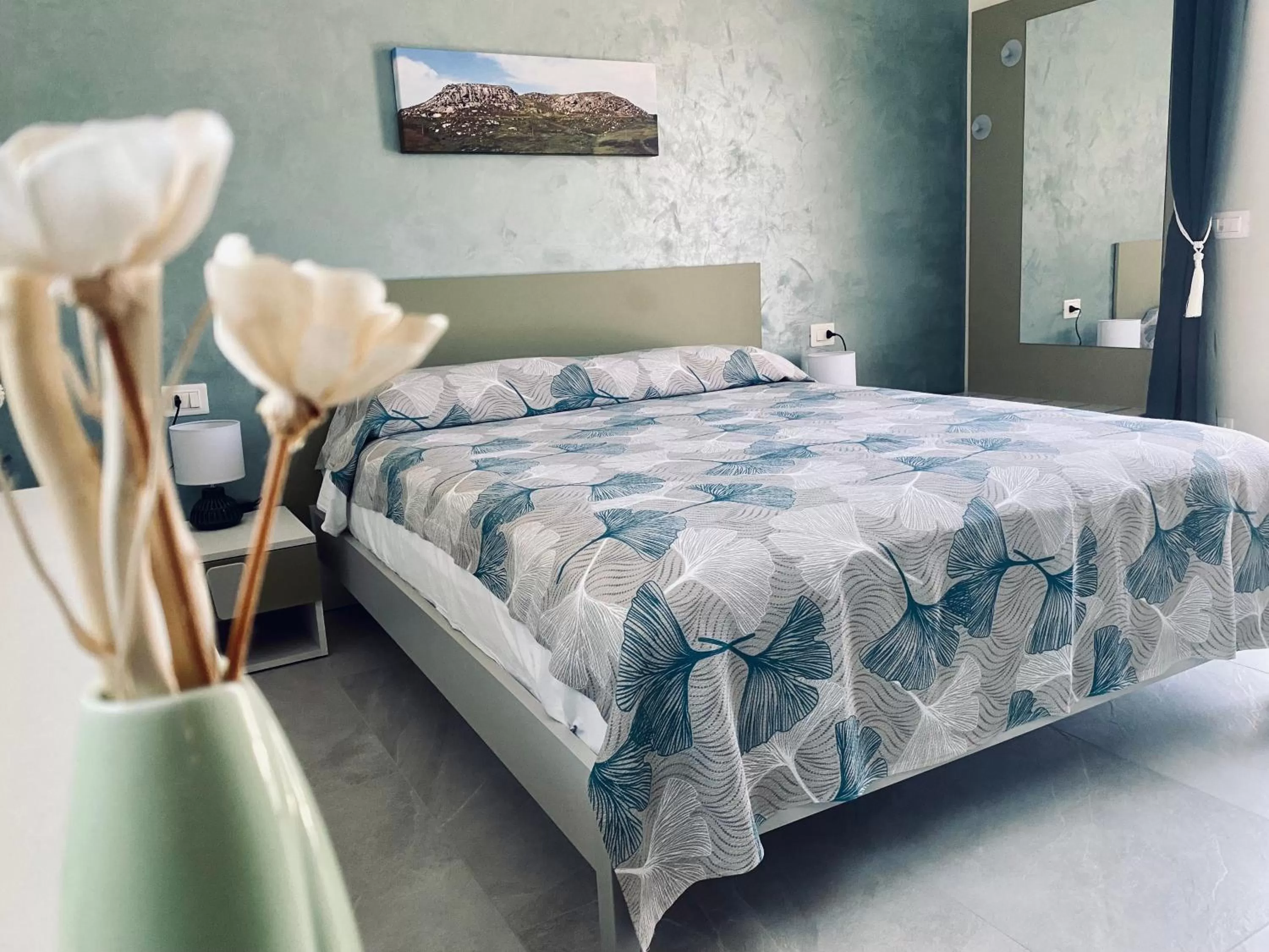 Photo of the whole room, Bed in B&B L'EDEN DI CAPO BIANCO